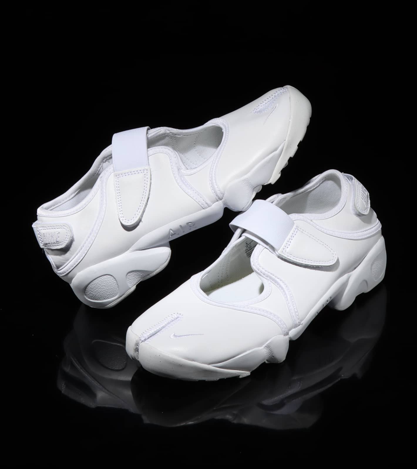 NIKE WMNS AIR RIFT