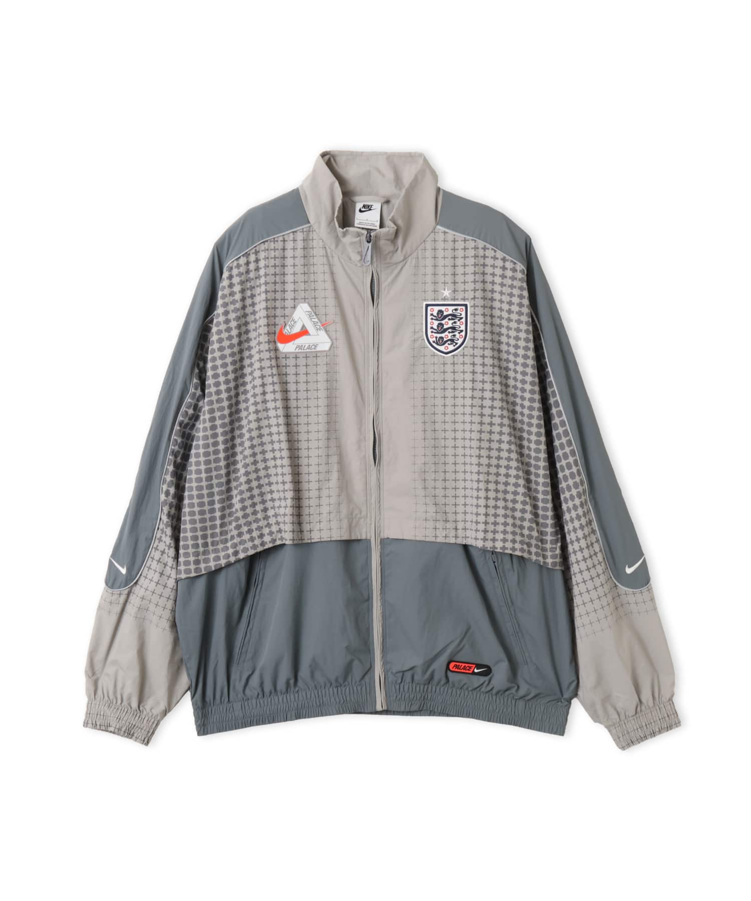 NIKE