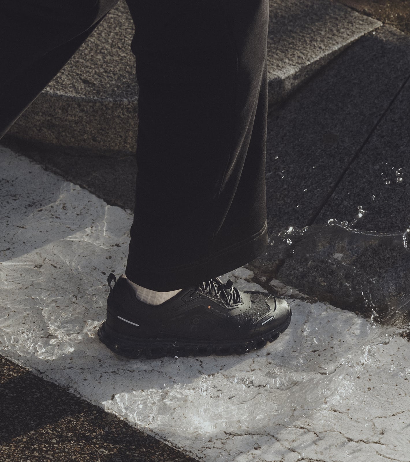 On Cloud 6 Geo Waterproof