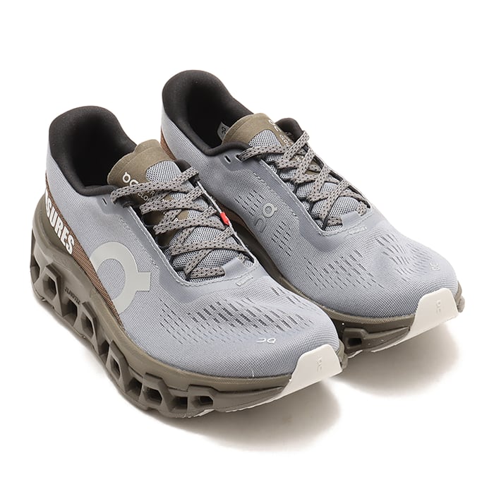 On x PLEASURES x The Loop Running Supply Co