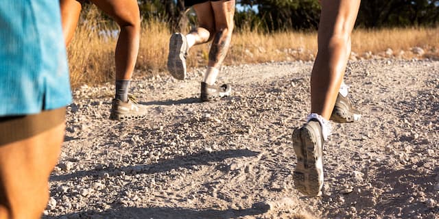 On x PLEASURES x The Loop Running Supply Co