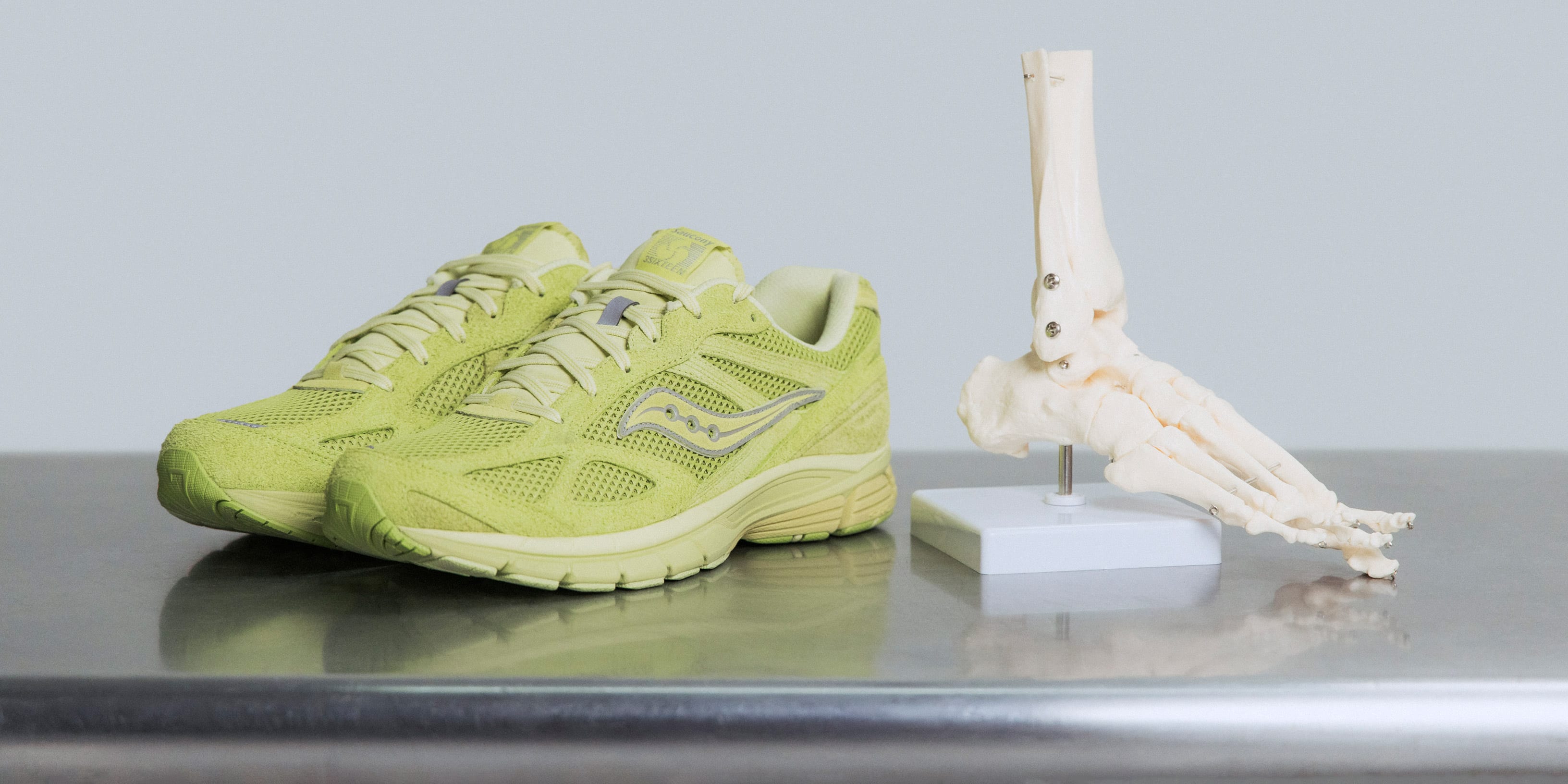 Saucony PROGRID GUIDE 7 x 3sixteen