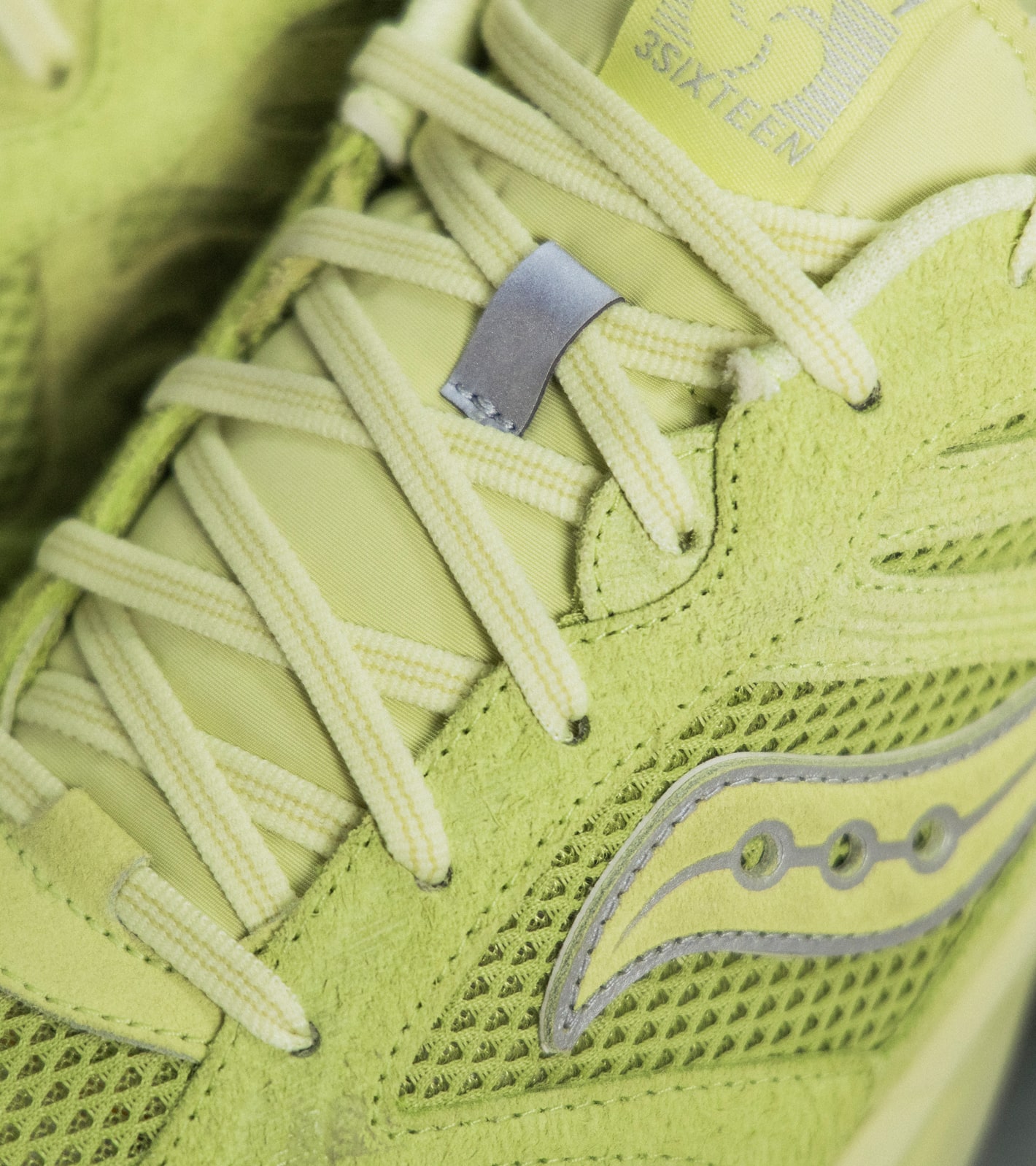 Saucony PROGRID GUIDE 7 x 3sixteen