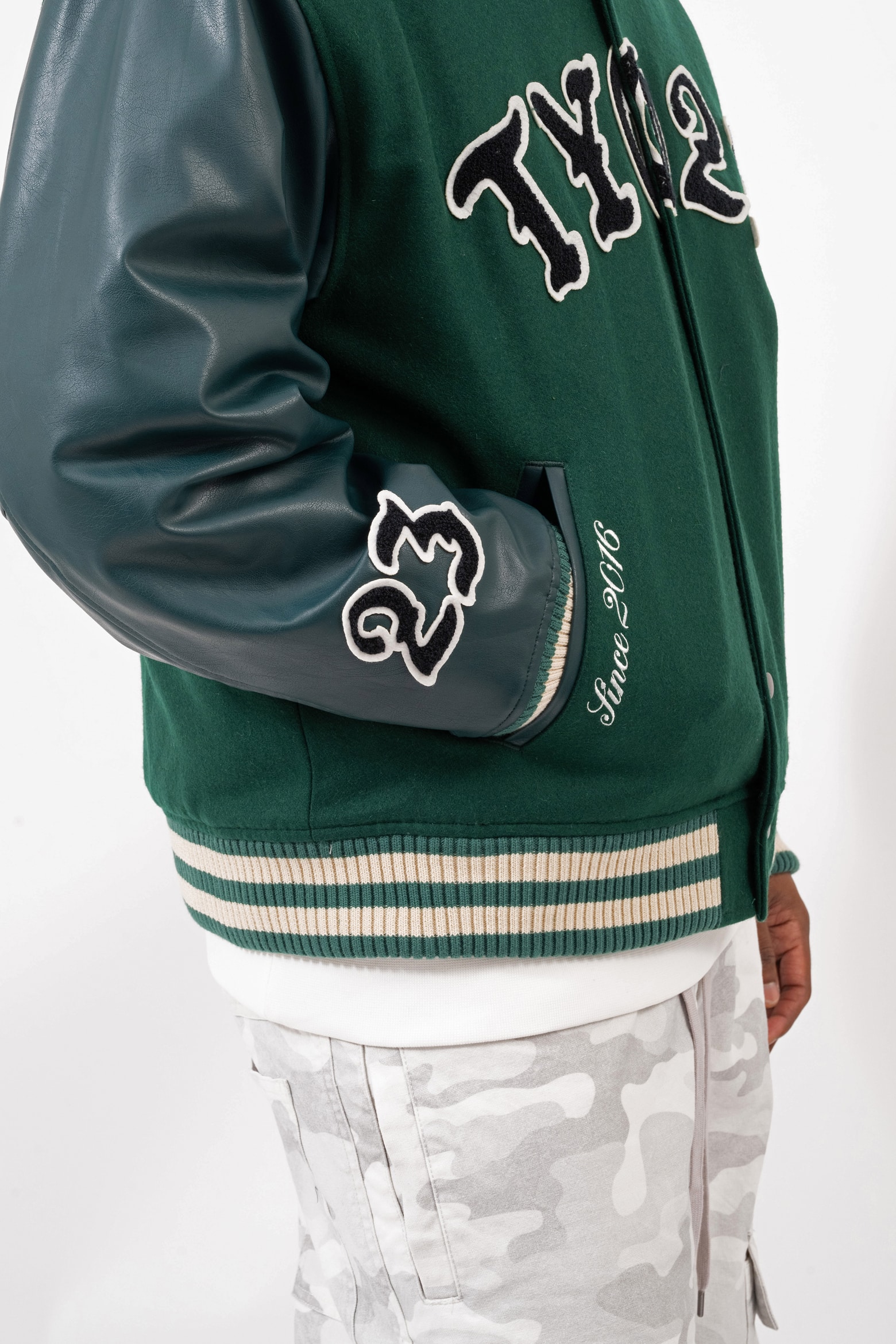 tokyo-23-fw25-collection-look-book