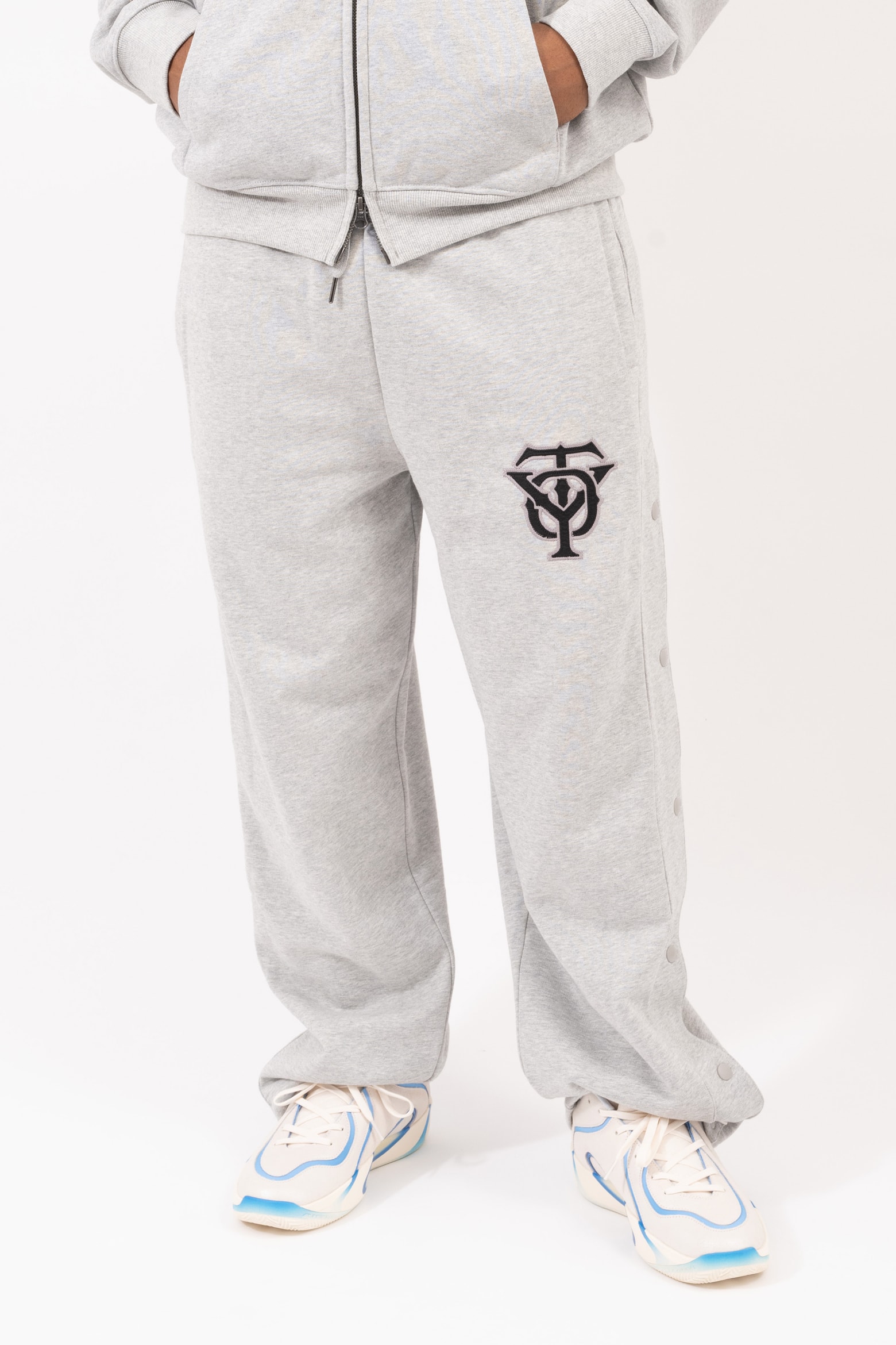 tokyo-23-fw25-collection-look-book