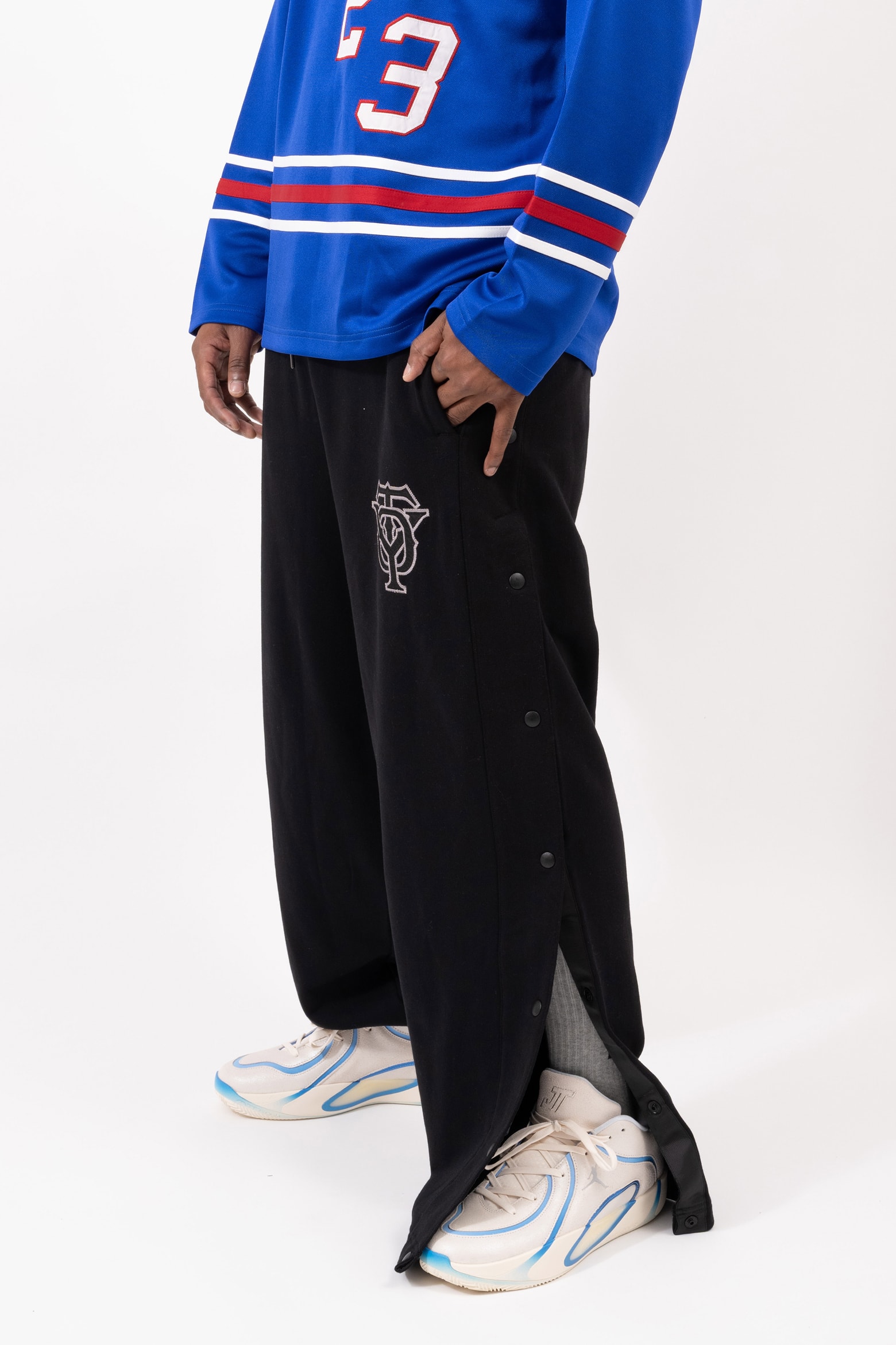 tokyo-23-fw25-collection-look-book