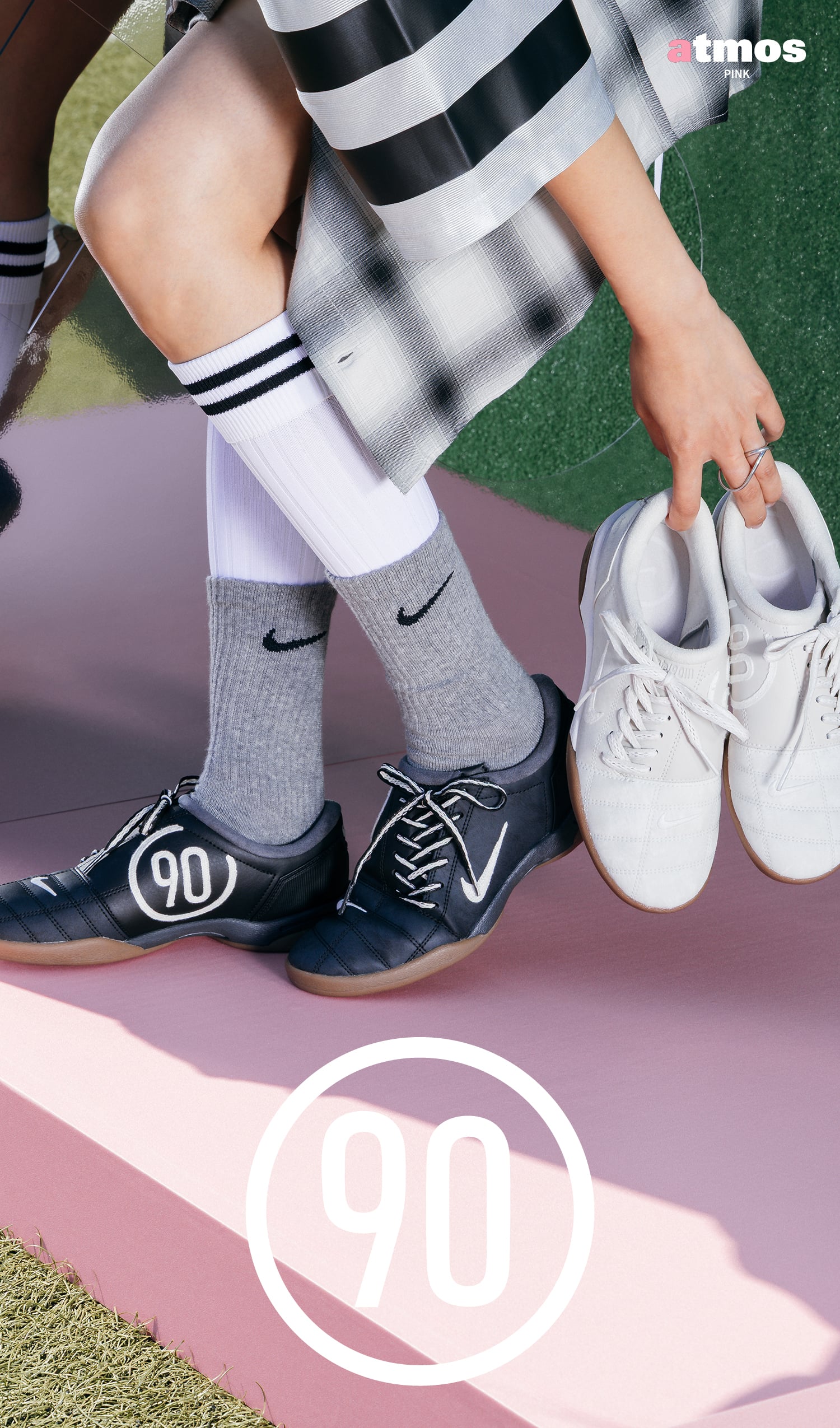 NIKE WMNS T90