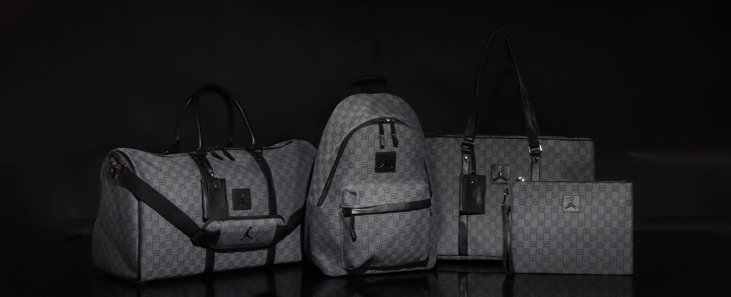 JORDAN BRAND MONOGRAM POUCH DK SMOKE GREY|atmos（アトモス） 公式  