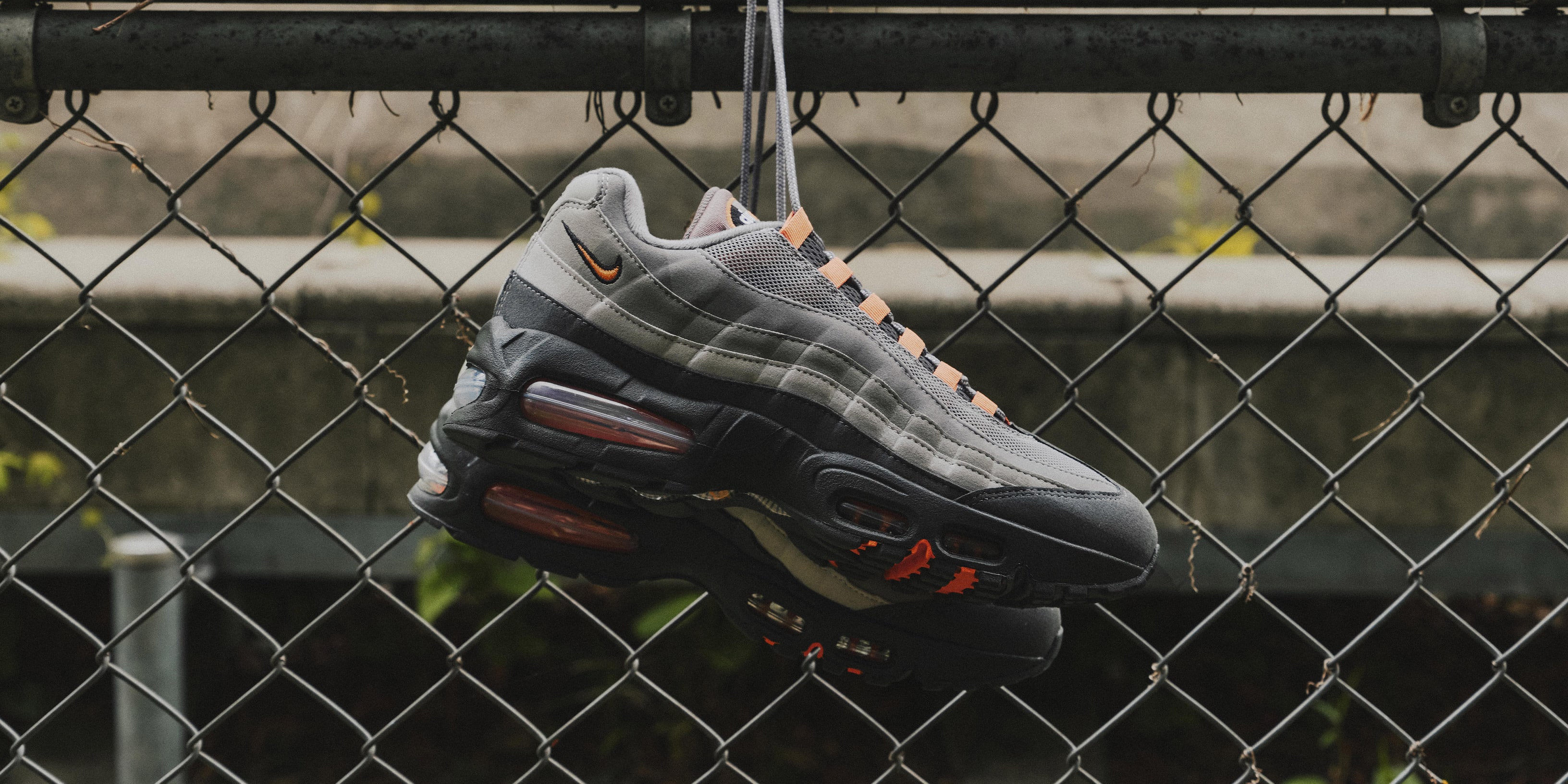 NIKE AIR MAX 95 BIG BUBBLE