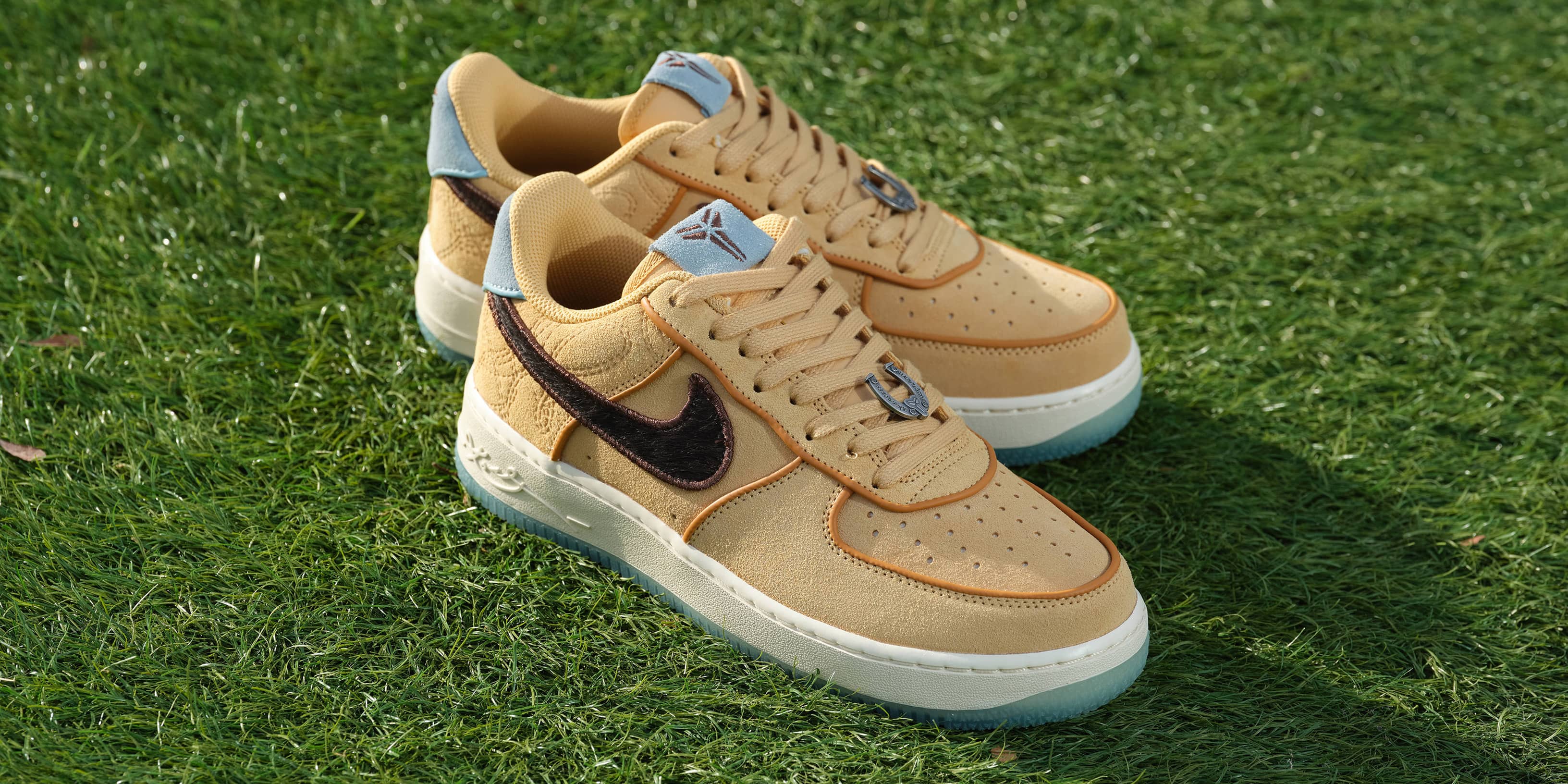 NIKE AIR FORCE 1 LOW PROTRO