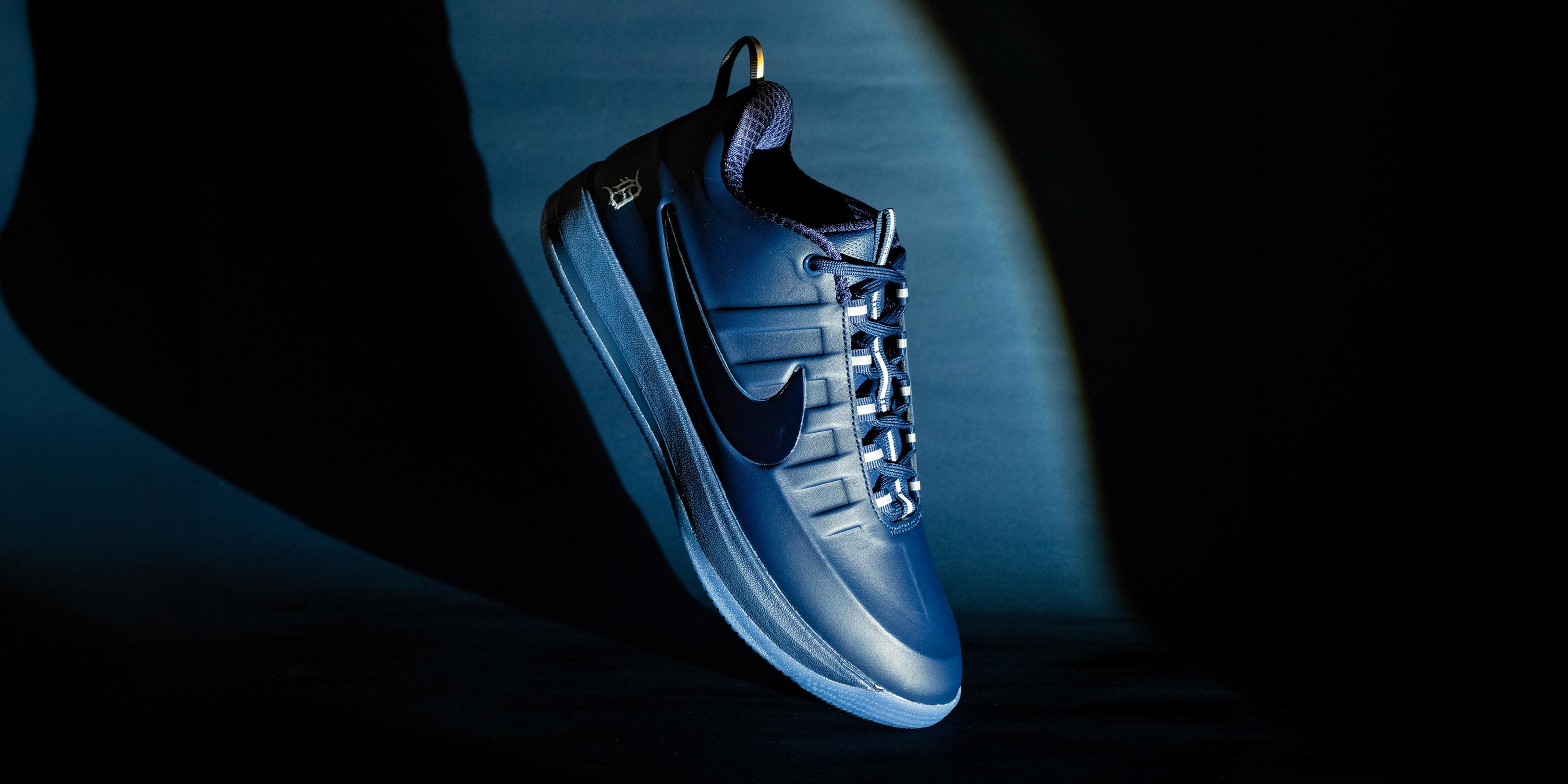 NIKE BOOK 2 SE EP