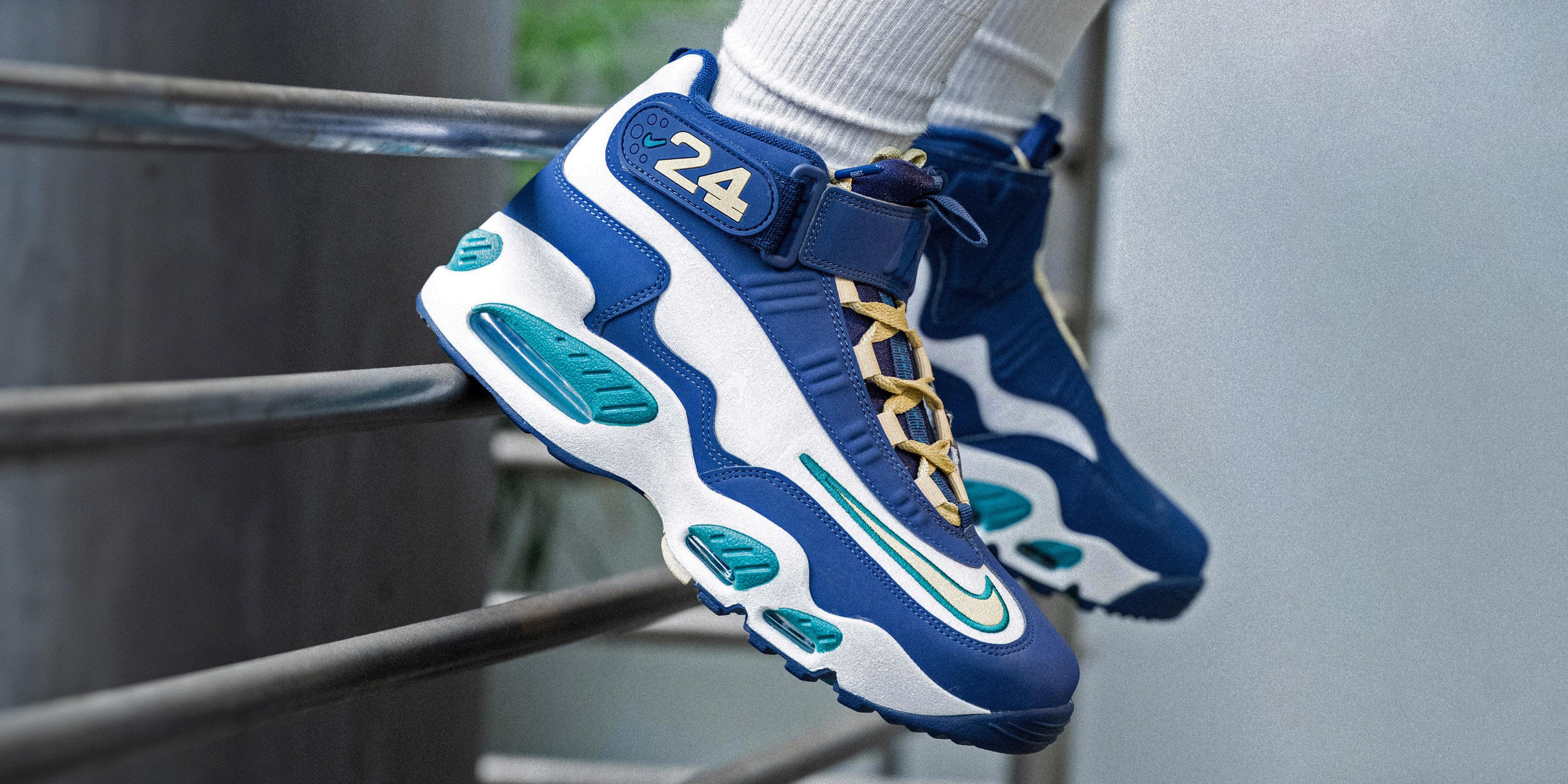 NIKE AIR GRIFFEY MAX 1