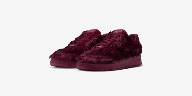 NIKE AIR FORCE 1 QS