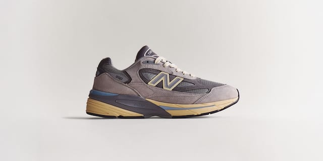 New Balance U990GR7