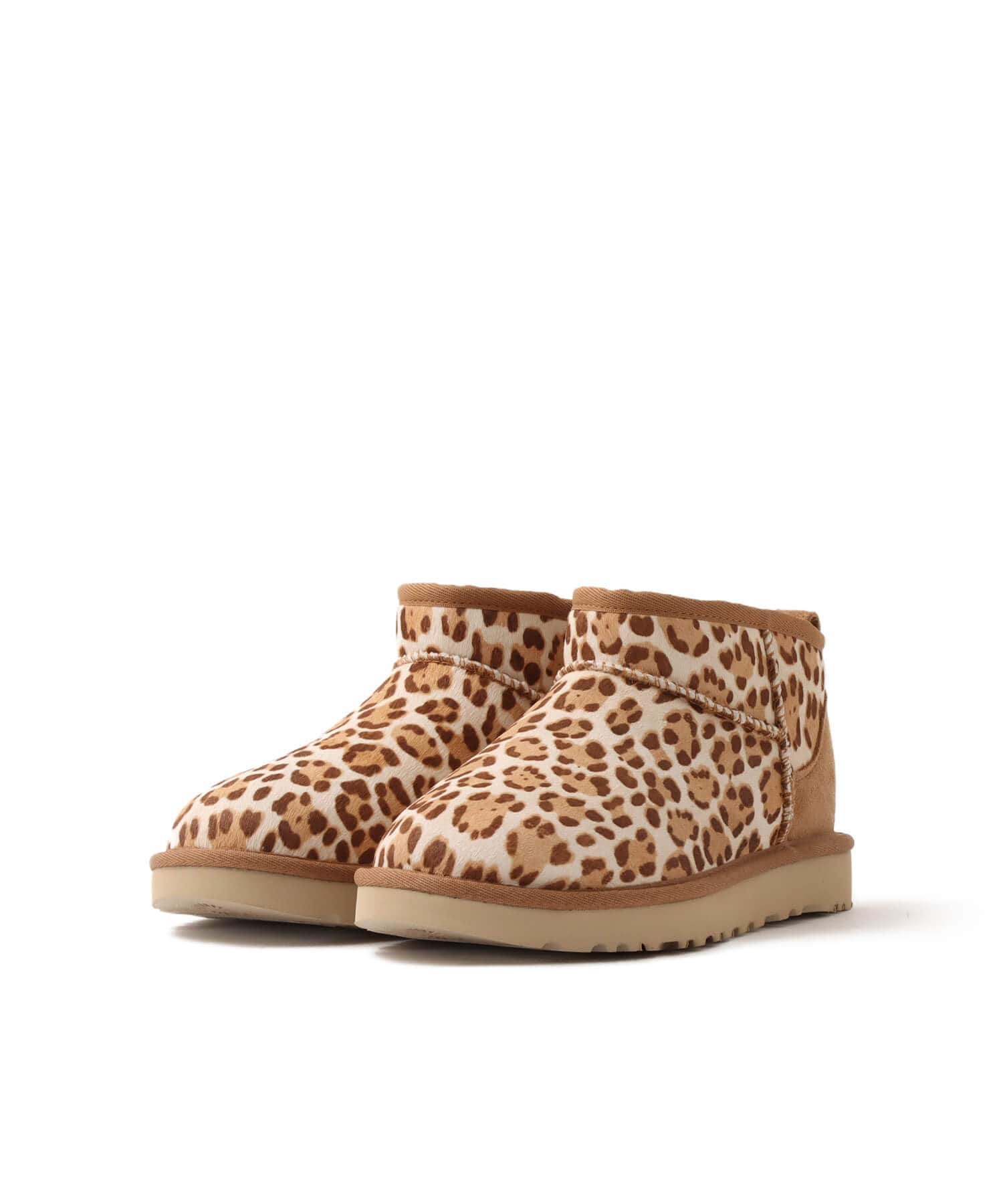 UGG W CLASSIC ULTRA MINI PLAINS LEOPARDの画像