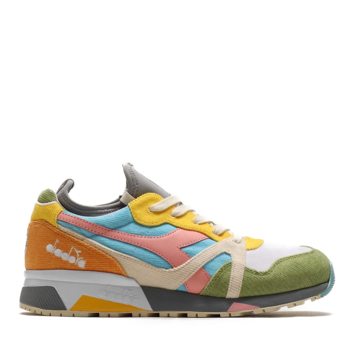 diadora n9000 socks saturno