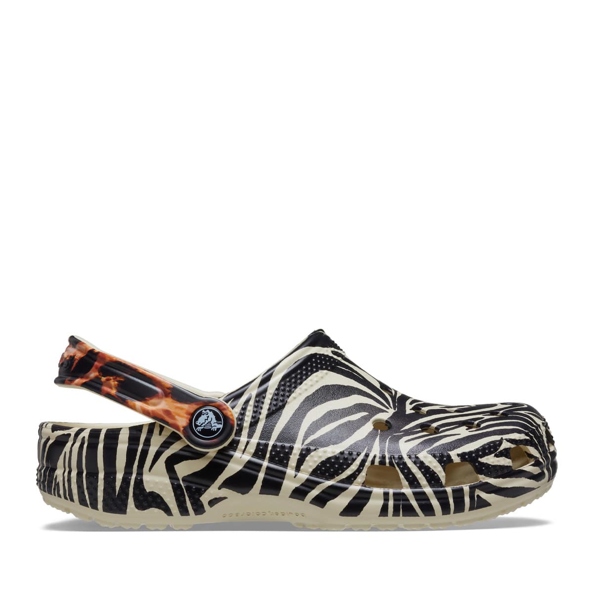 Crocs Classic Animal Remix Clog Bone/Multi Animal 22SS-Iの画像