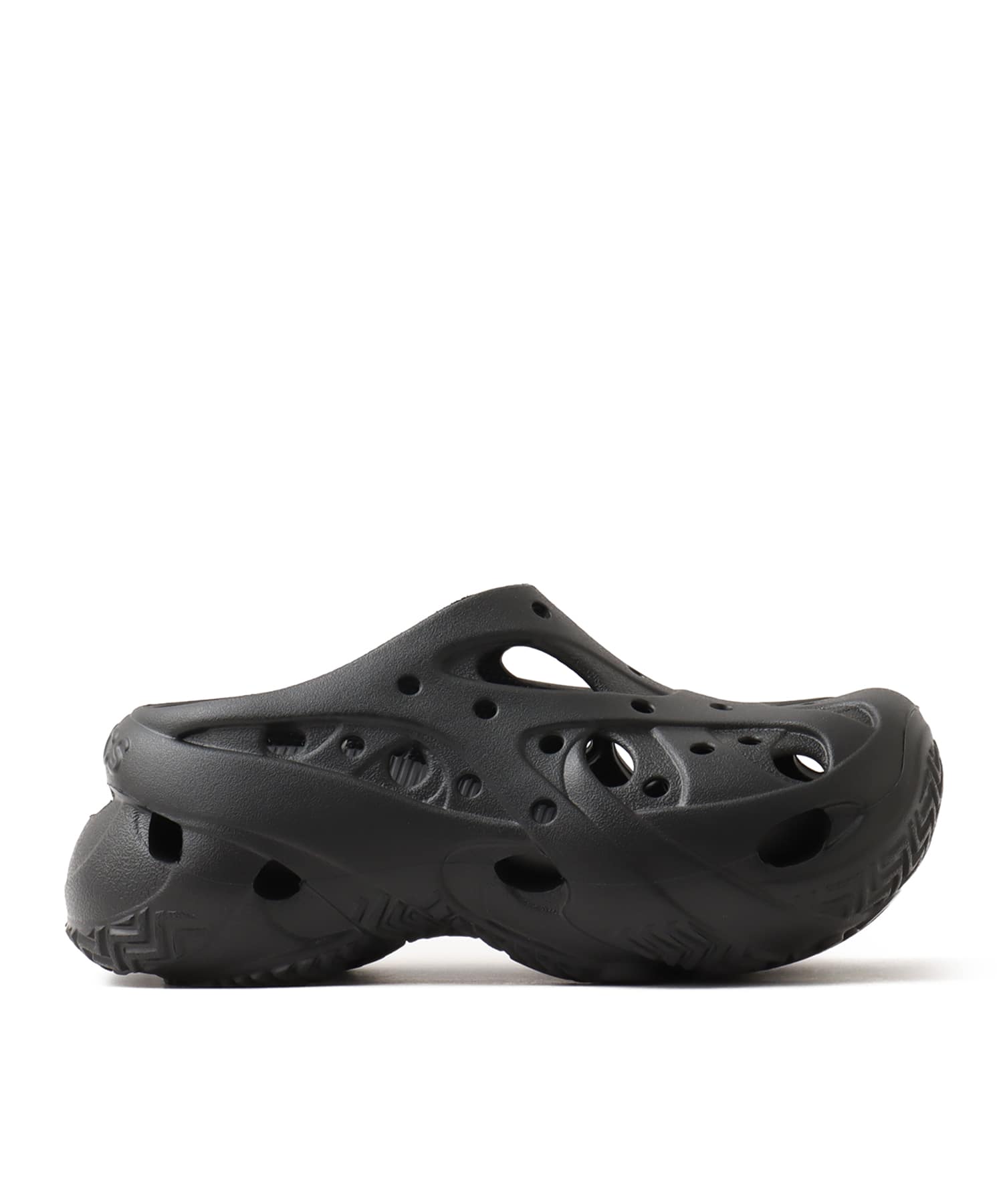 crocs Caged Clog Blackの画像