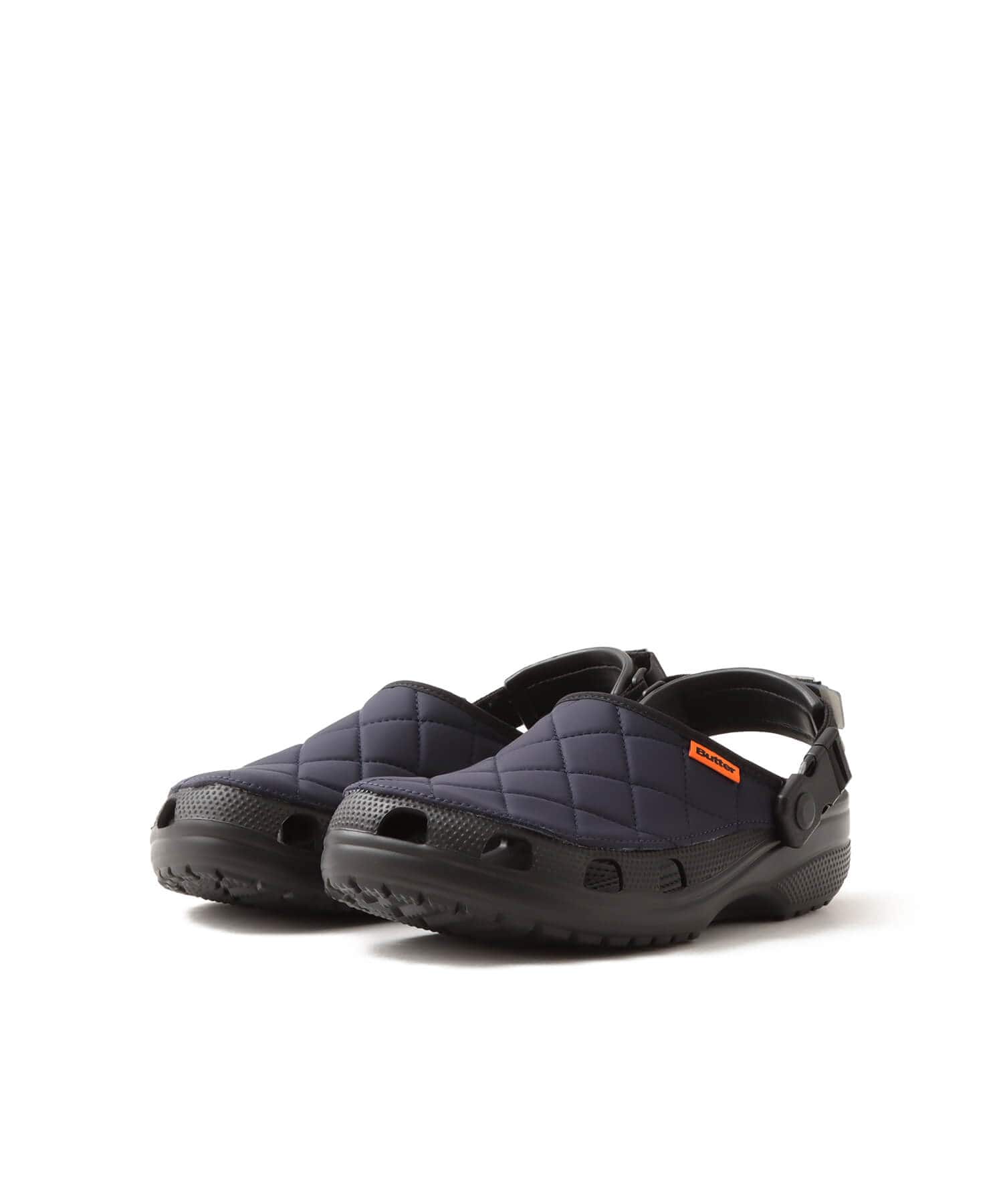 crocs Butter x Classic Clog Blackの画像