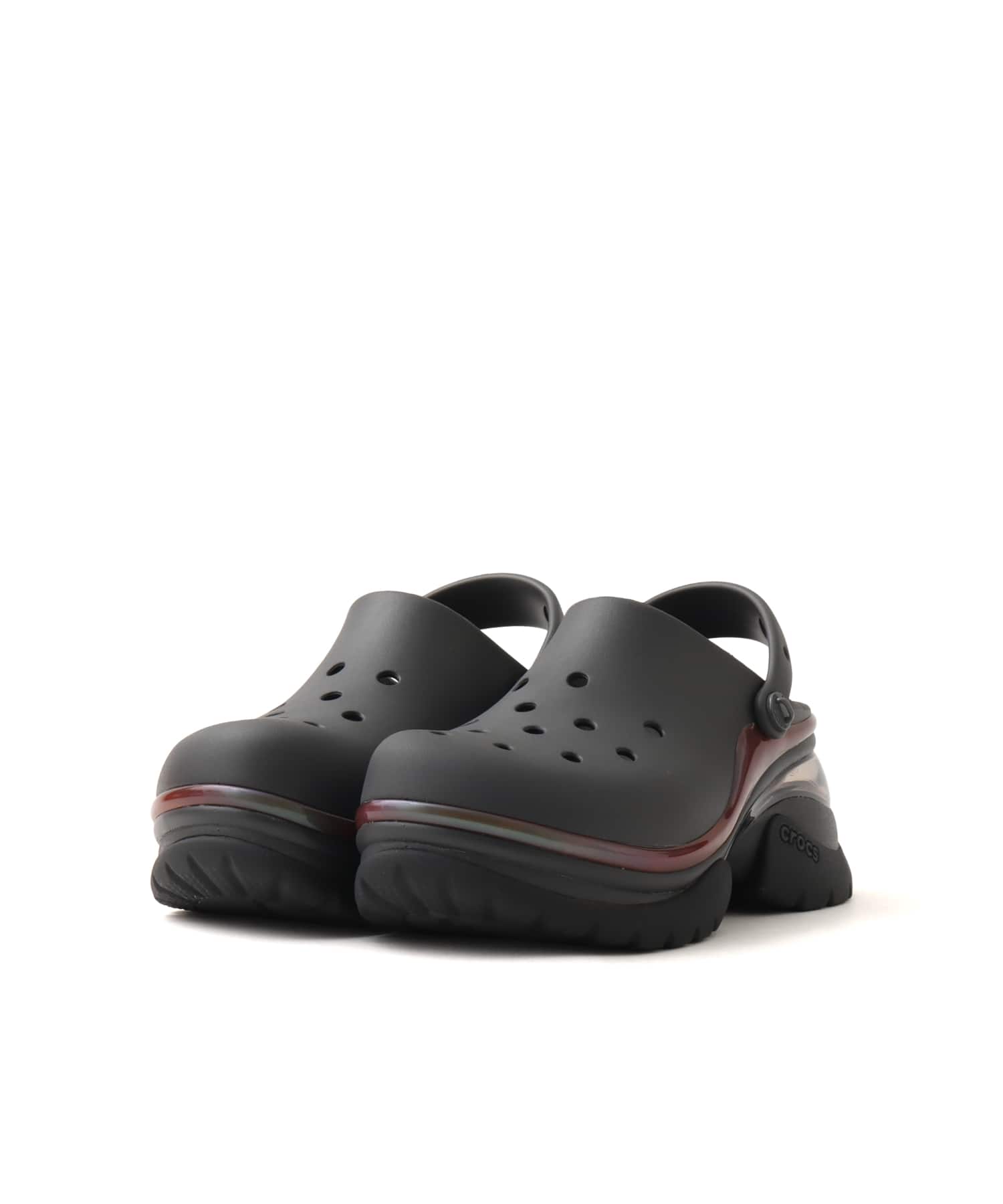 crocs Super Bae Clog Black Sandの画像