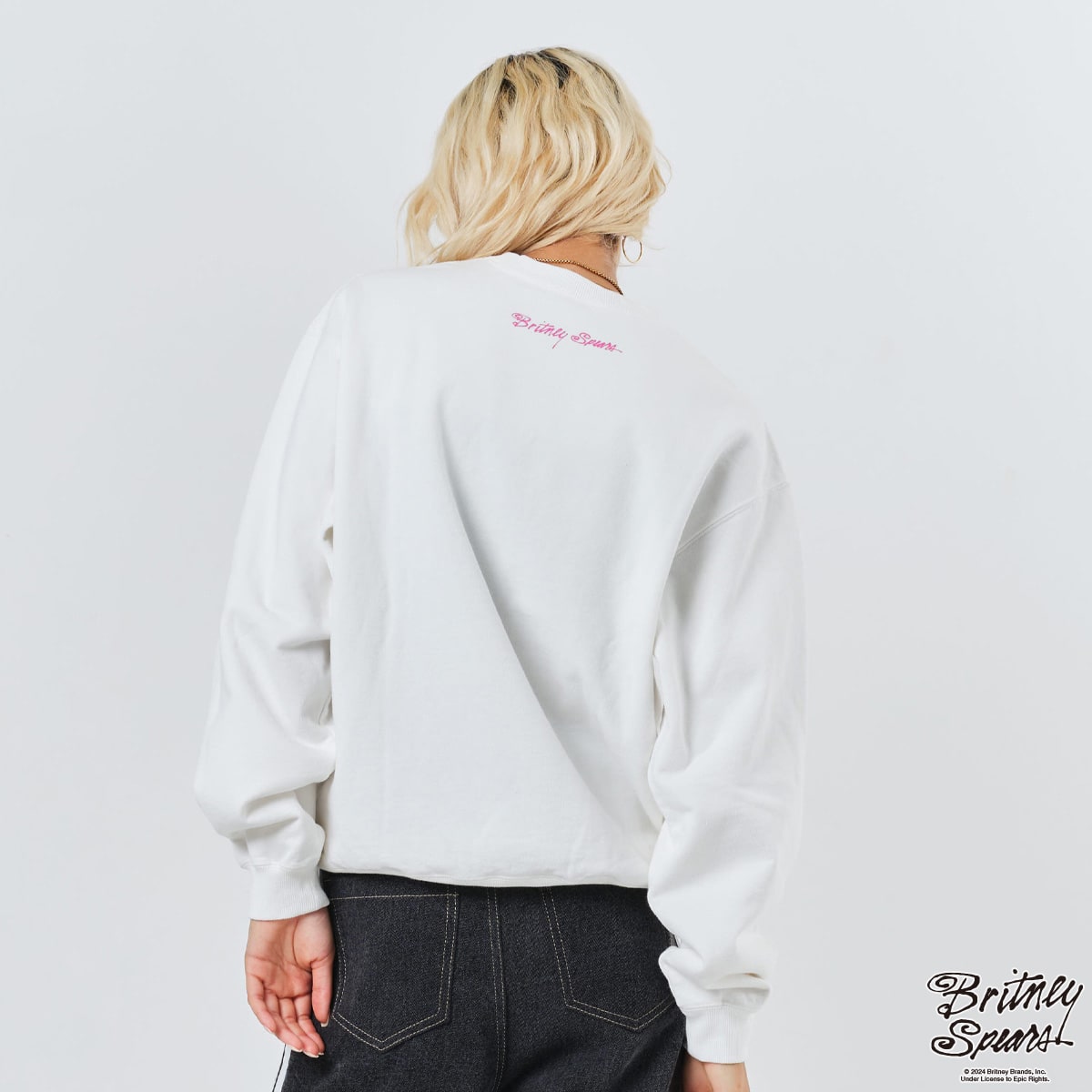 atmos pink x Britney Spears Heart Logo Sweat Shirt WHITE