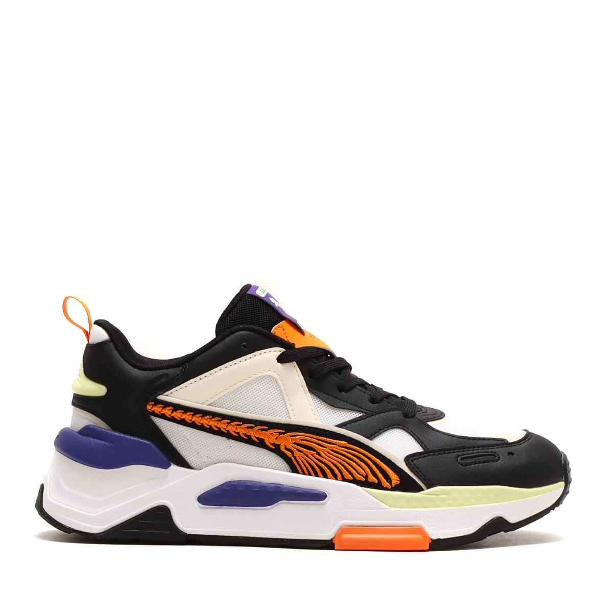 PUMA RS-SIMUL8 HAUNTED PUMA WHITE-PU 22FA-Iの画像