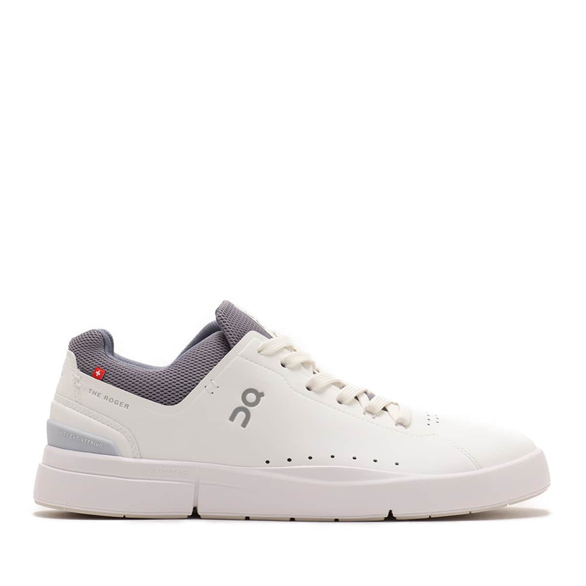 On THE ROGER Advantage 2 M White | Fossilの画像