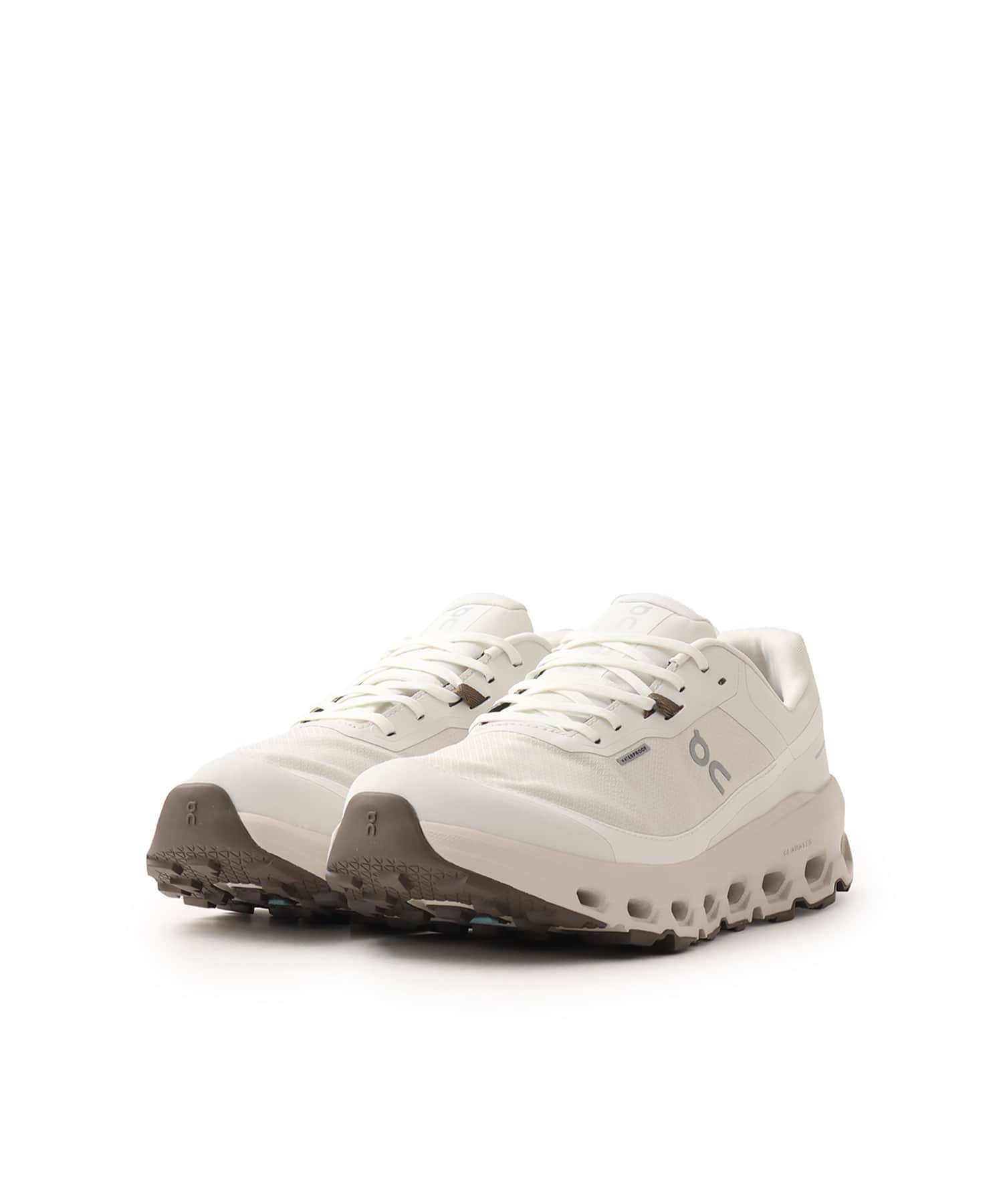 On Cloudvista 2 Waterproof M Ice | Pearlの画像