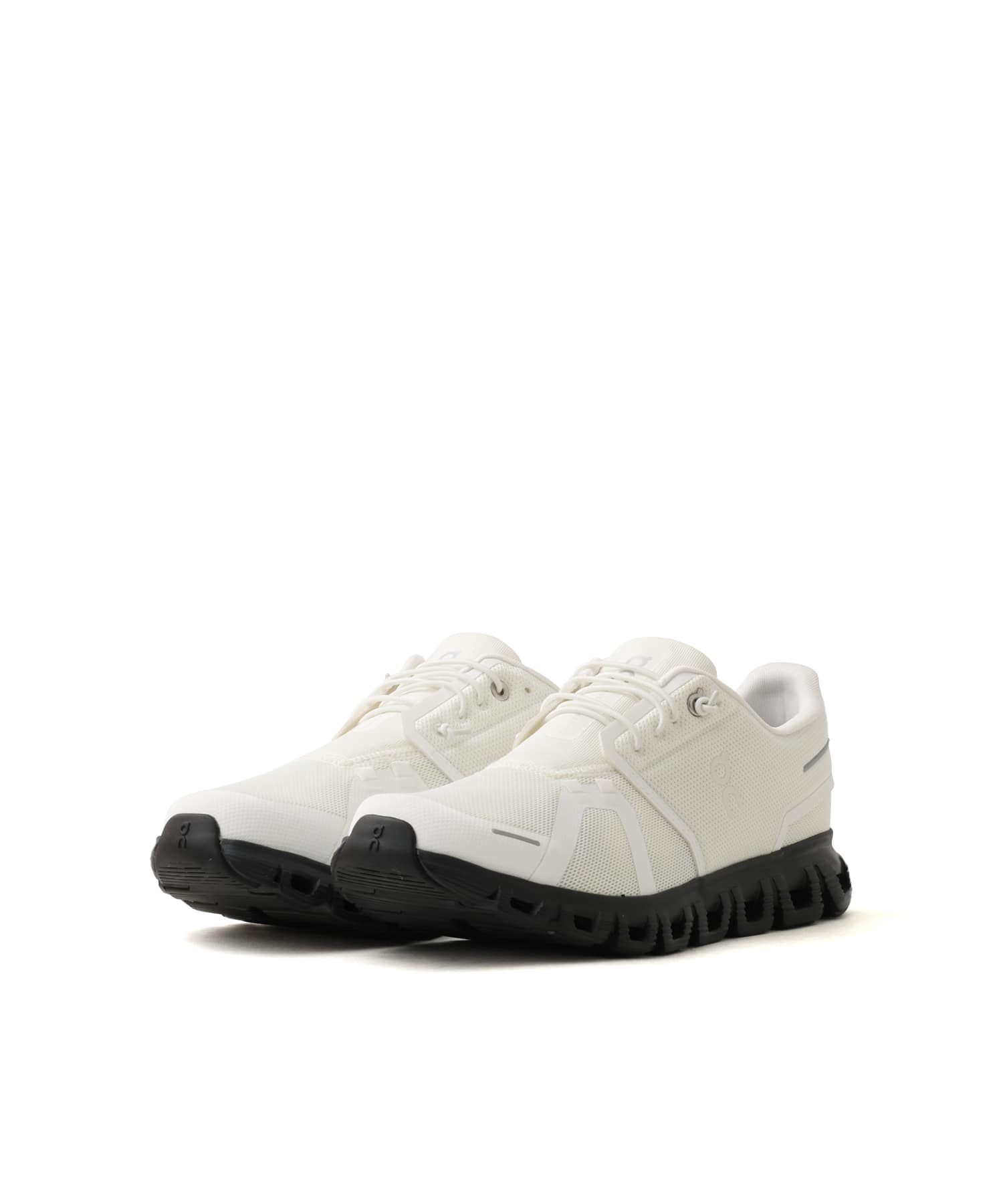 On Cloud 6 M White | Blackの画像