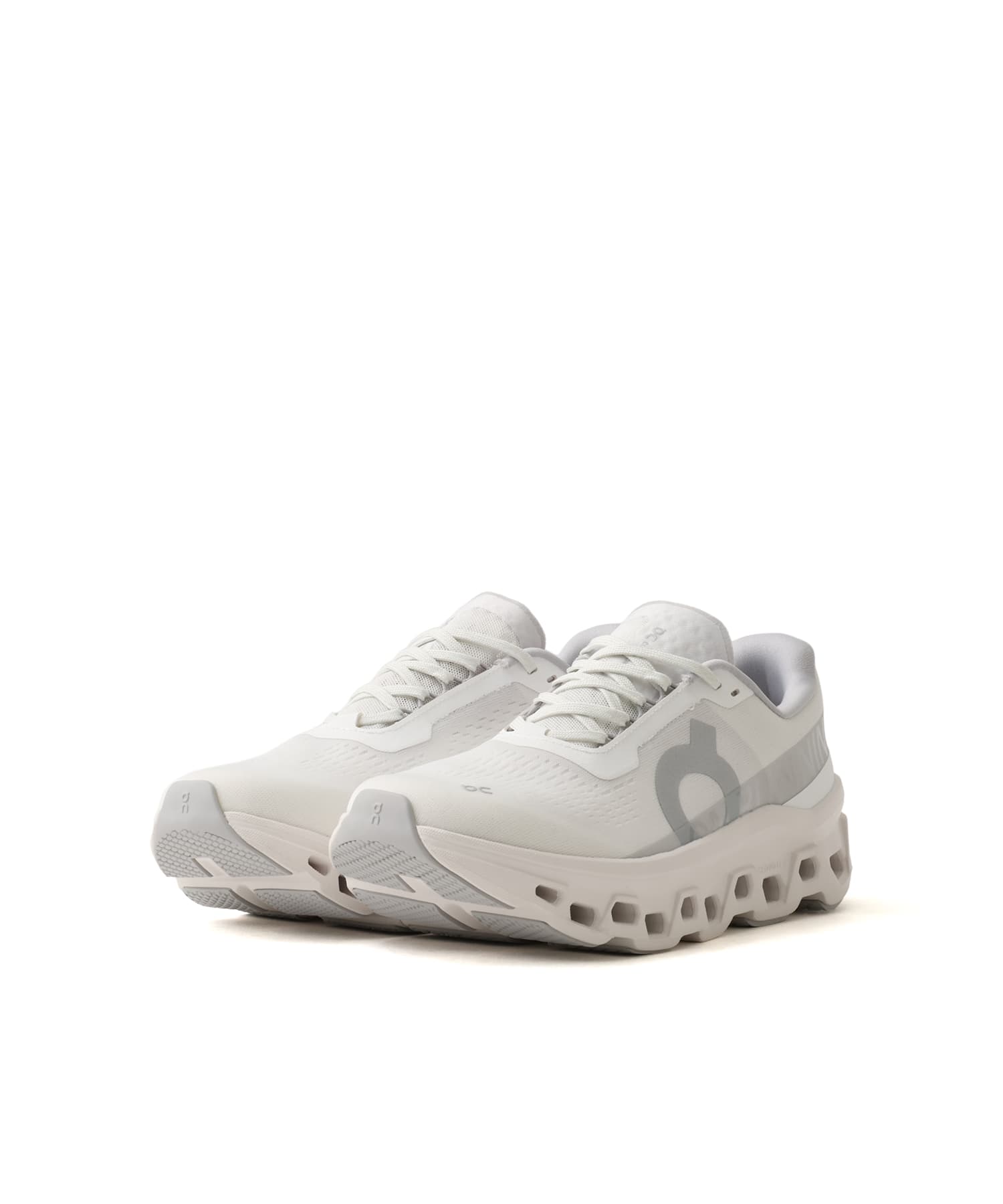 On CLOUDMONSTER 1 M White | Whiteの画像