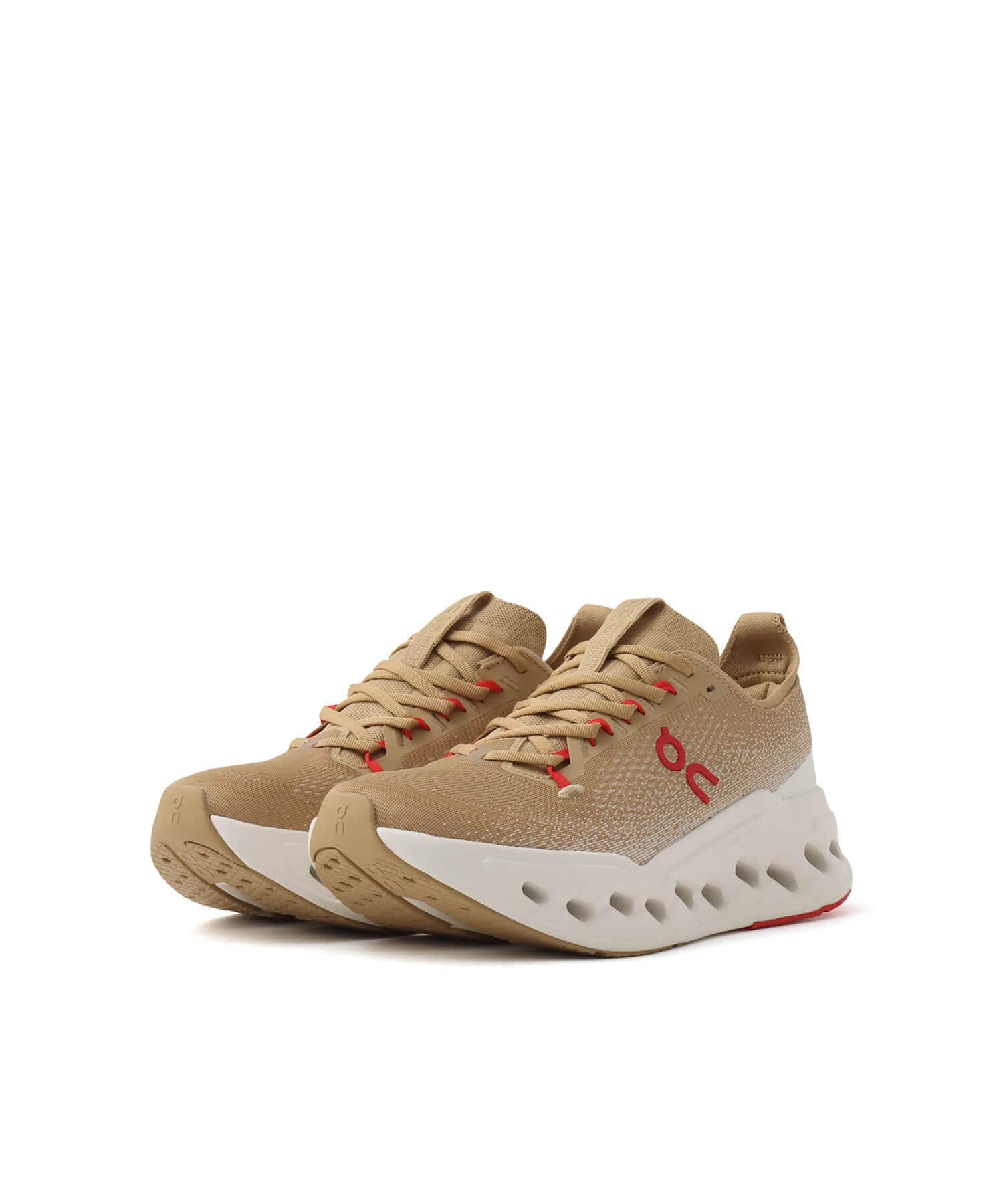 On Cloudsurfer Max 1 M Year of the Horse Chai | Ivoryの画像