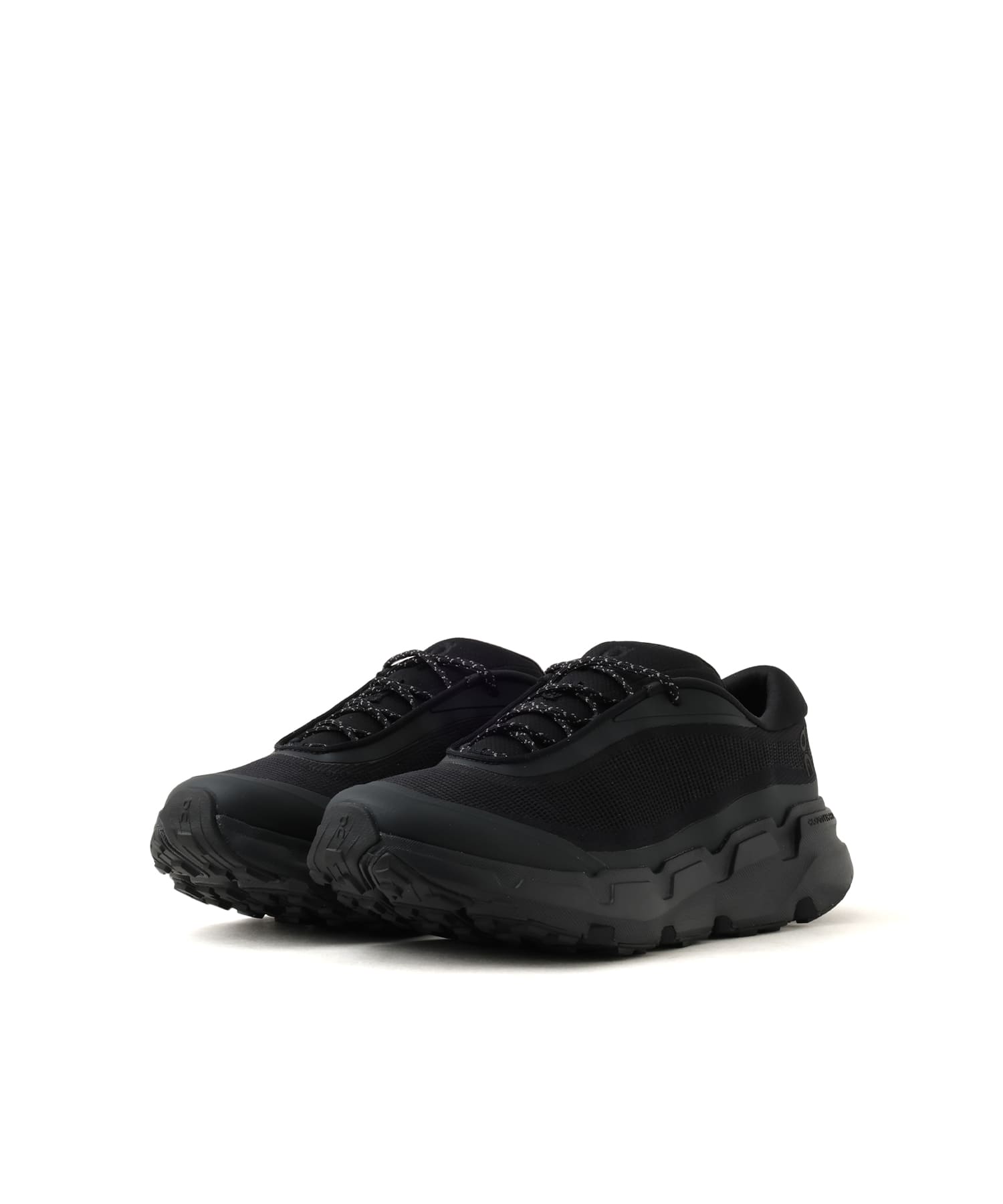On CLOUDSOMA HIKE M Black | Blackの画像