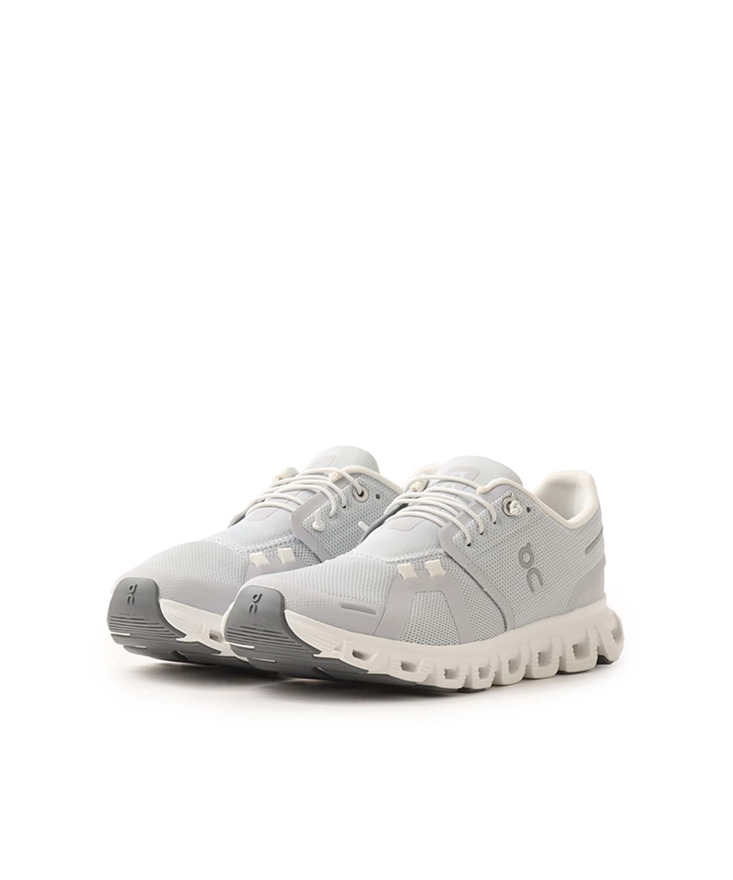 On Cloud 6 W Glacier | Whiteの画像