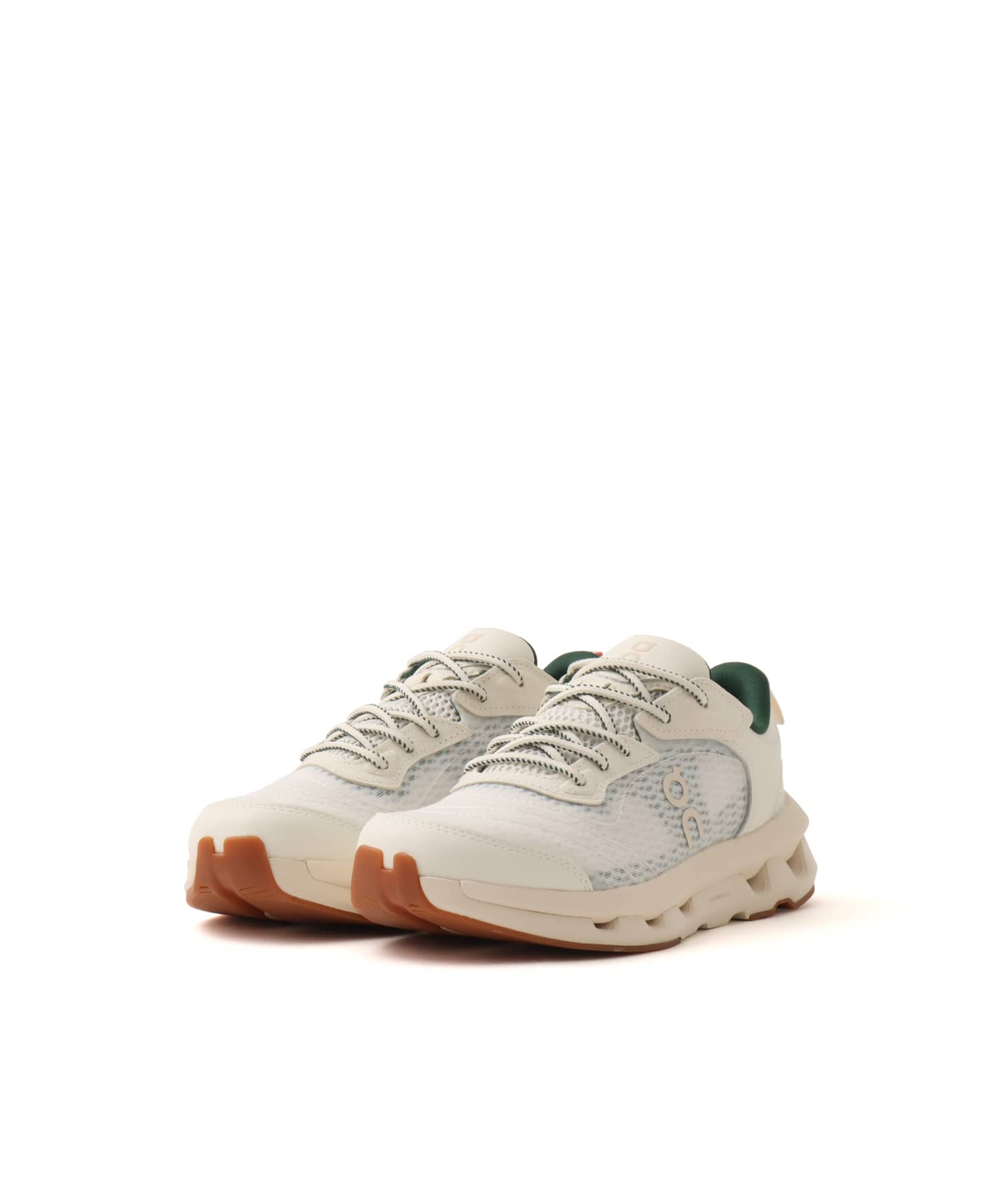 On Cloudzone Moon 1 W Ivory | Hollyの画像