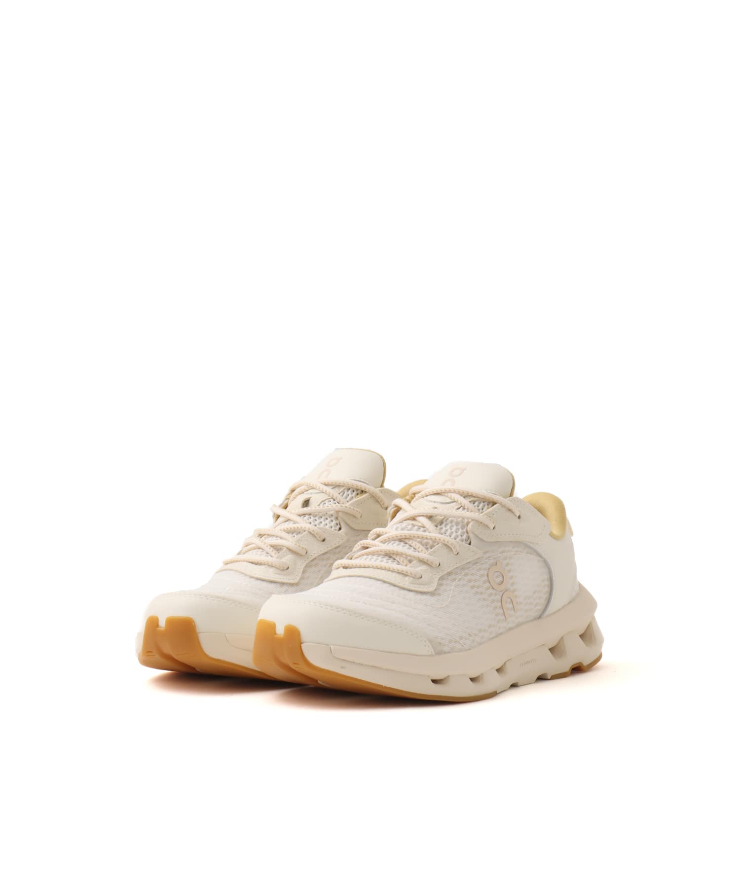 On Cloudzone Moon 1 W Ivory | Puttyの画像