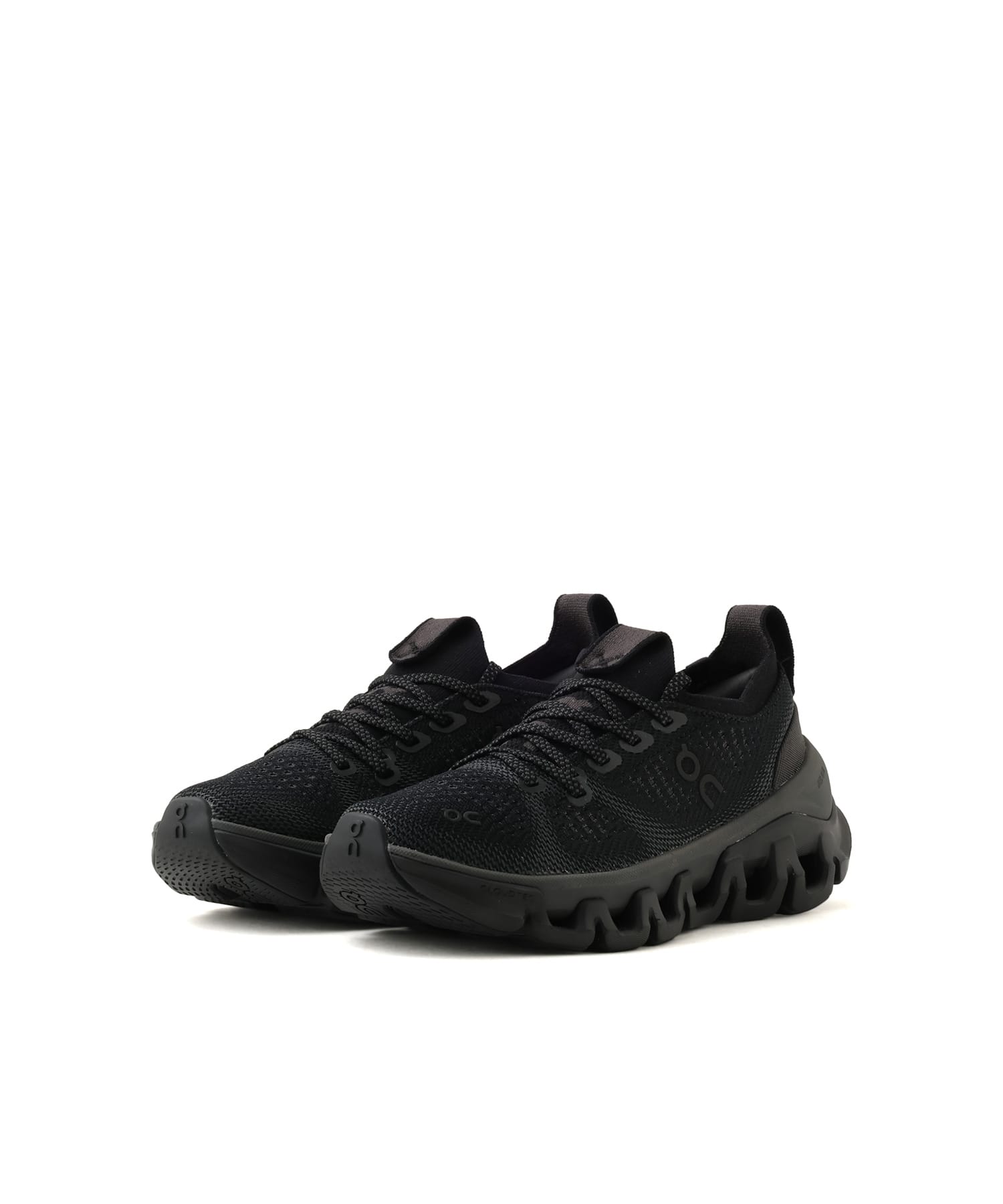 On CLOUD X TEMPO 1 W Black | Eclipseの画像