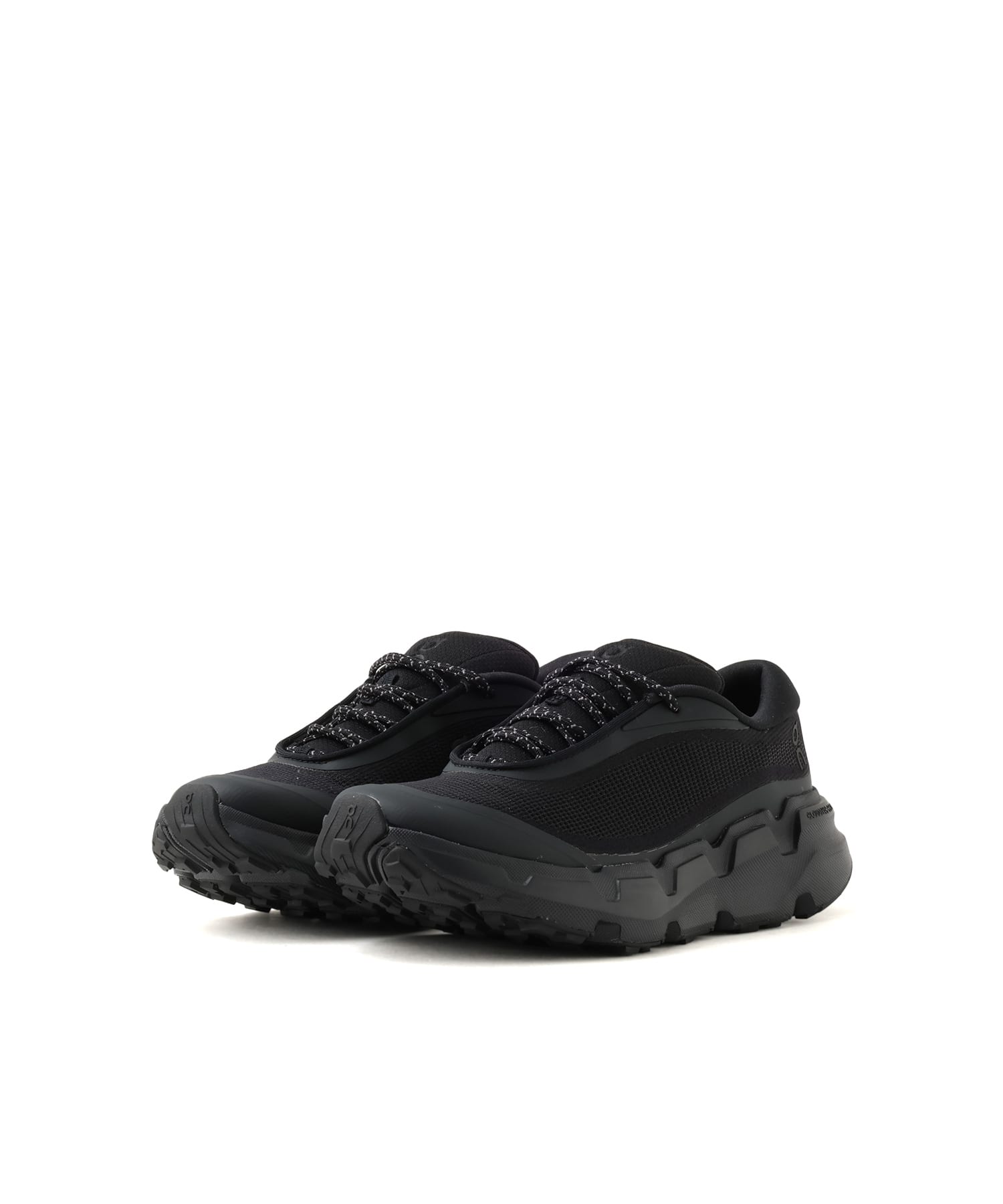 On CLOUDSOMA HIKE W Black | Blackの画像