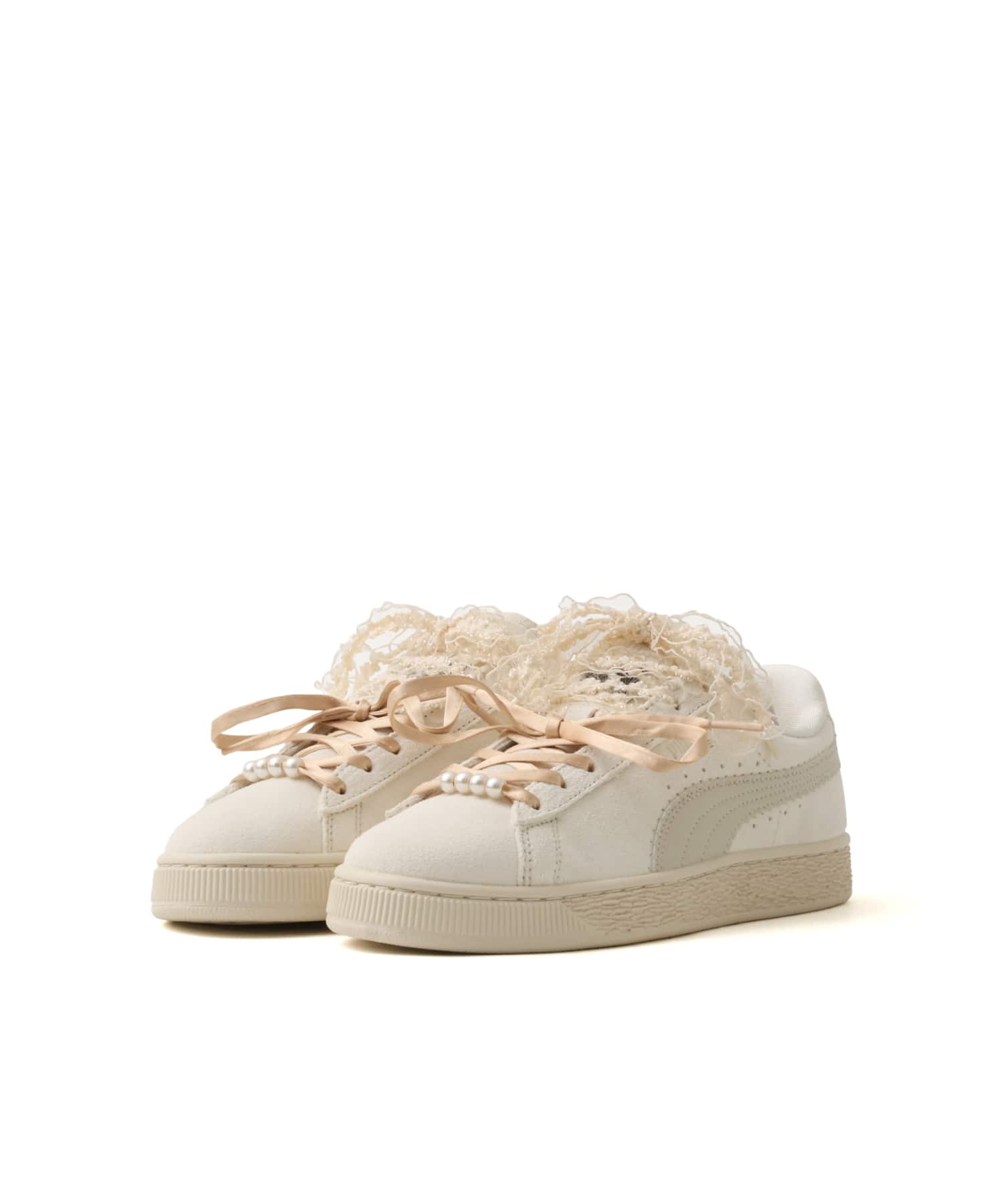 PUMA SUEDE BLOOM WNS FROSTED IVORY-SILVER FOGの画像