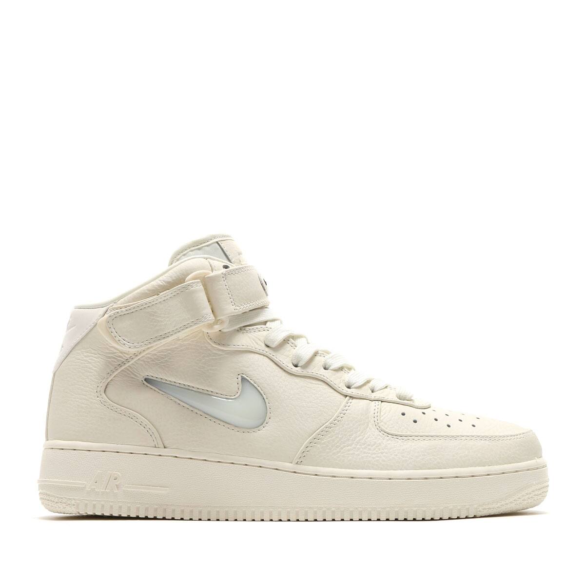 nike backpack swoosh