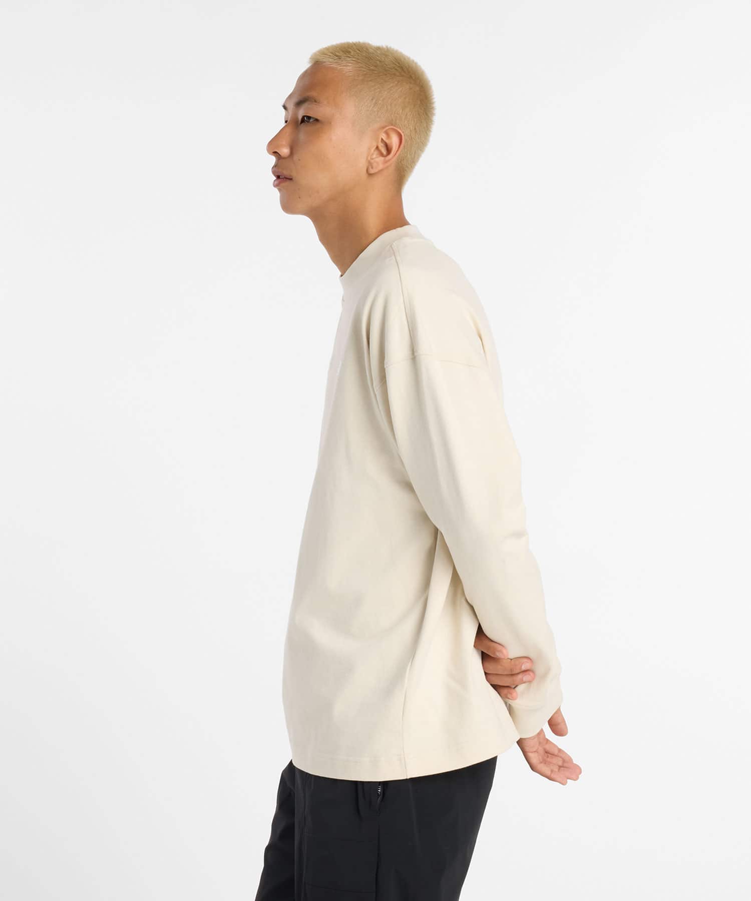 New Balance NB GREY LONG SLEEVE リネンの画像