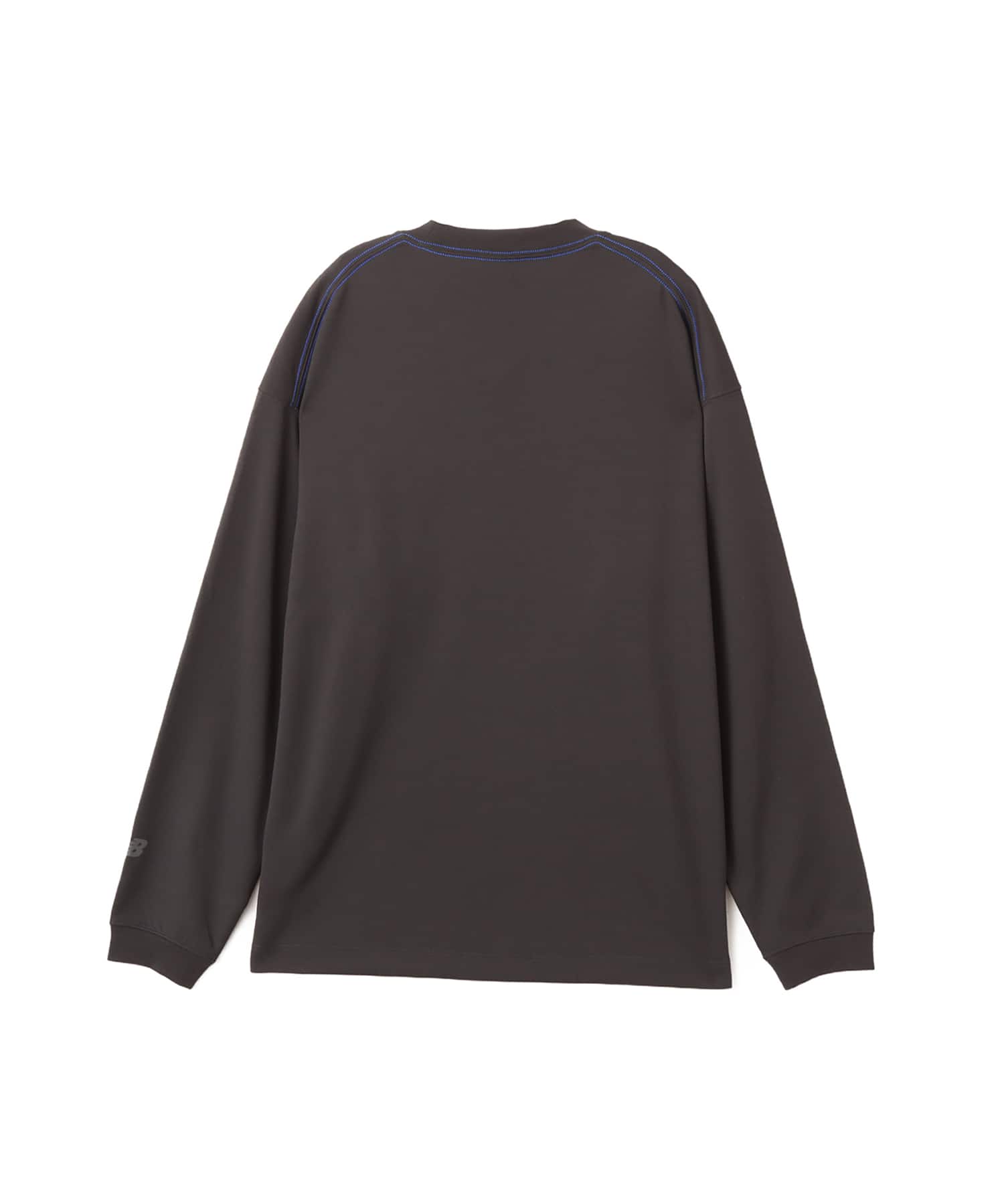 New Balance BASIC LONG SLEEVE T-SHIRT ブラックセメントの画像