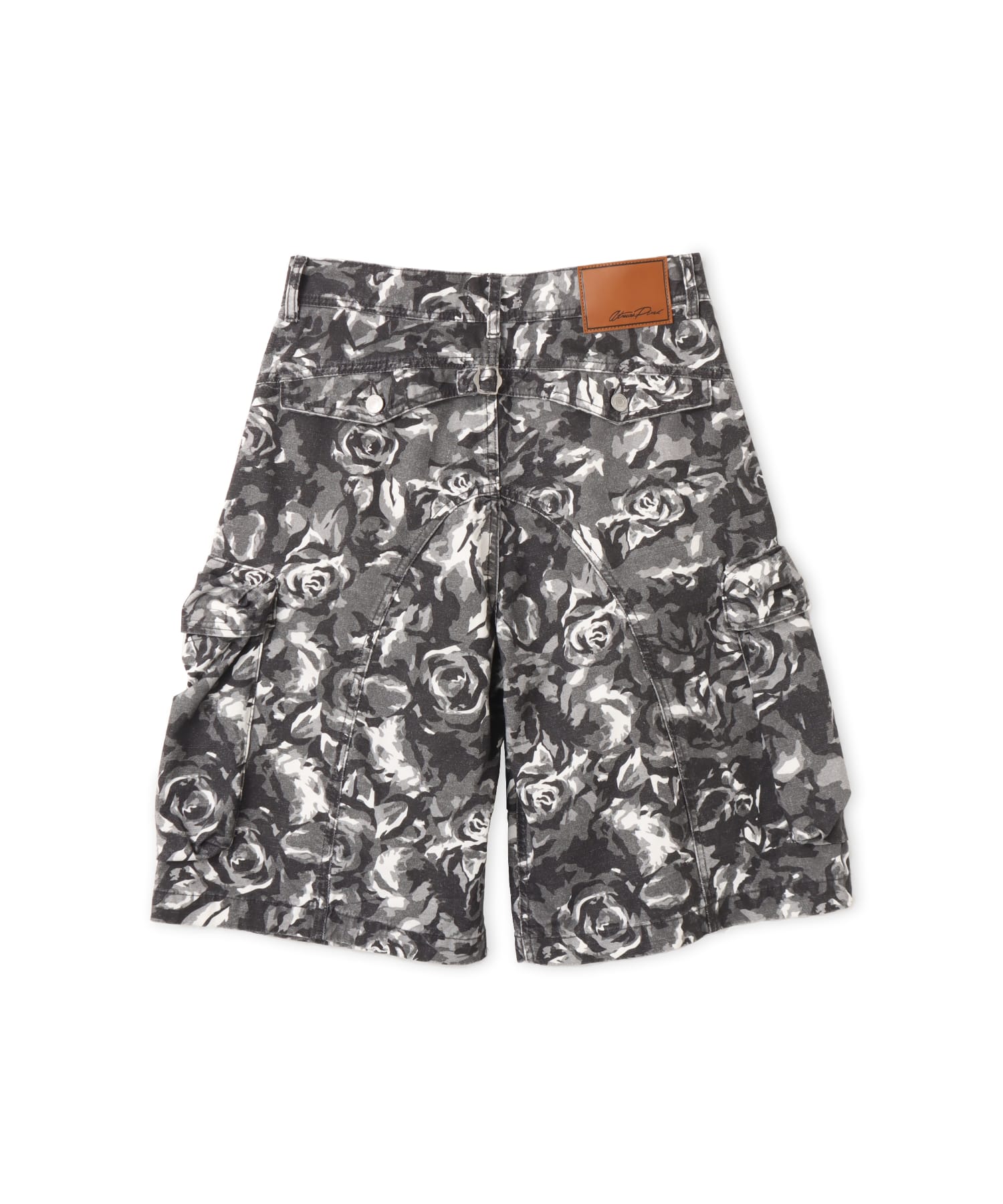 atmos pink Rose Camouflage Half Pants BLACKの画像