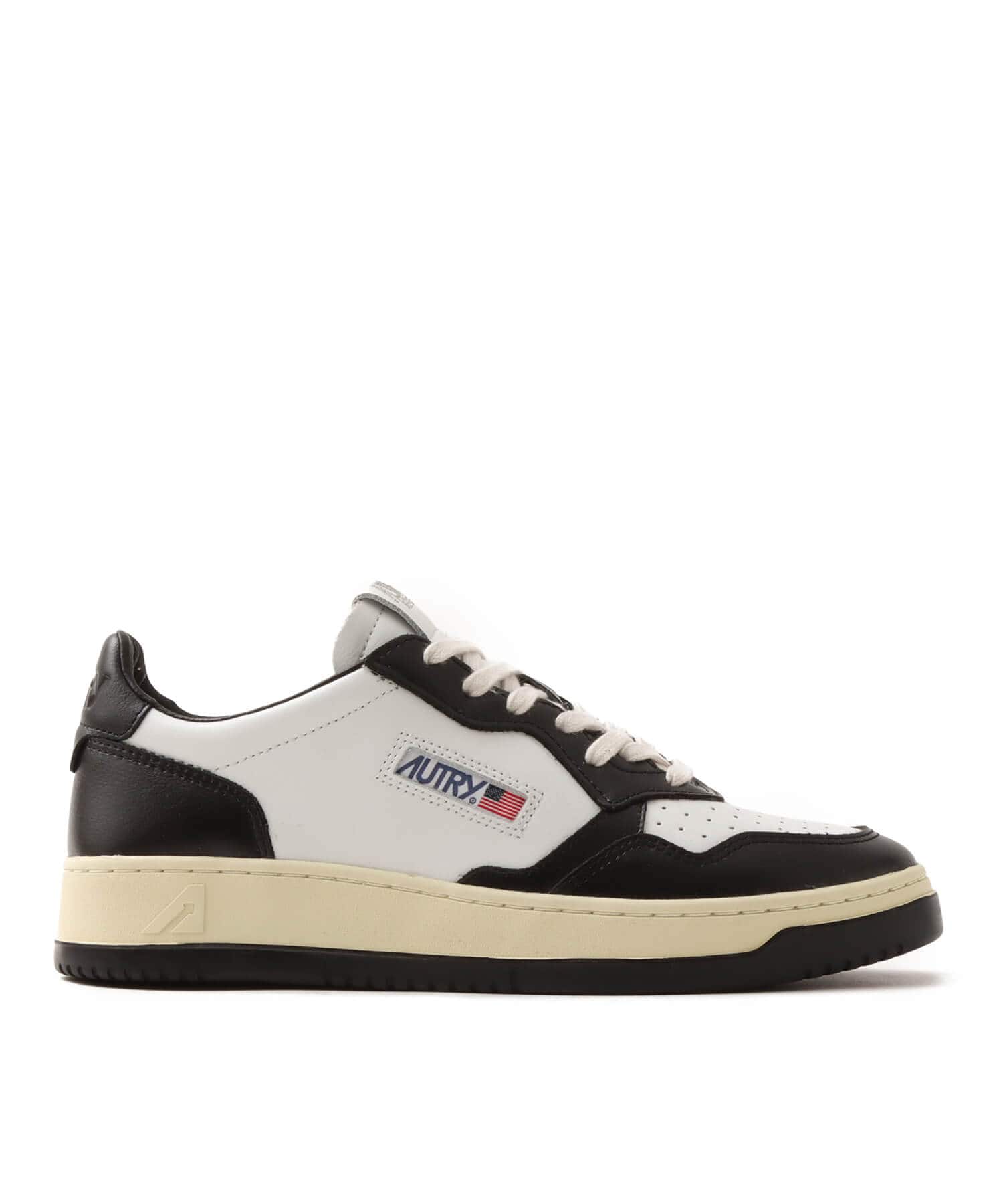 AUTRY MEDALIST LOW MAN BLACKの画像