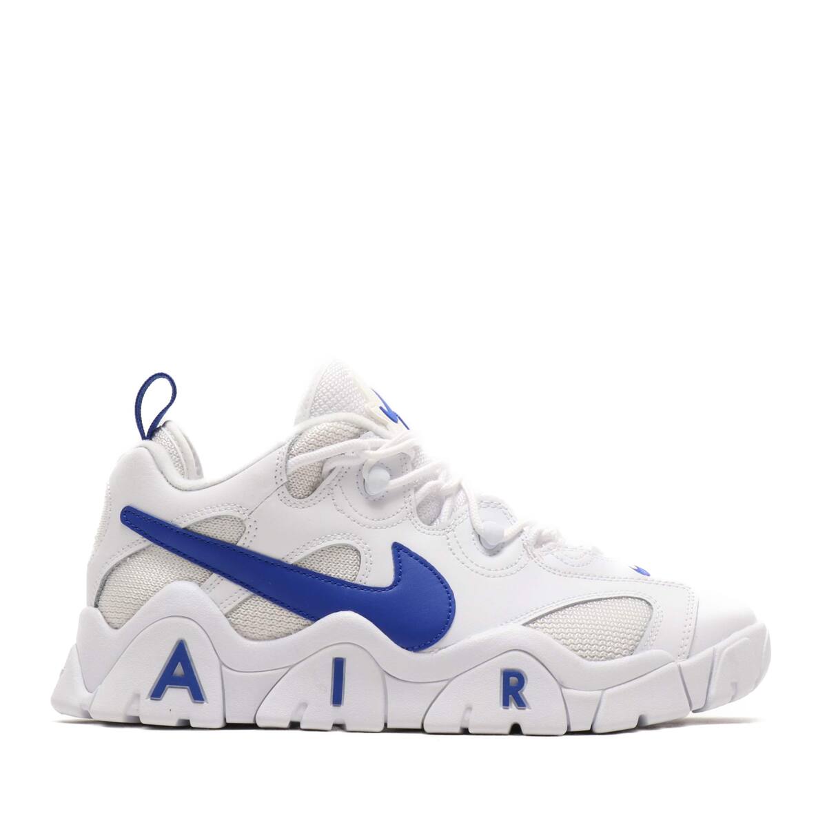 air barrage low white blue