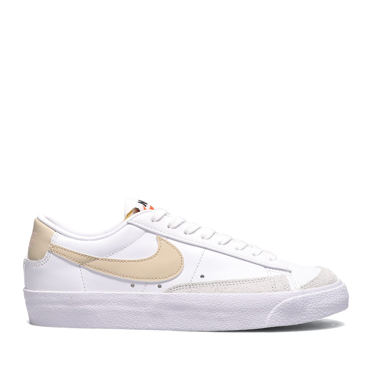 NIKE W BLAZER LOW '77 WHITE/RATTAN-PALE CORAL-BLACK 21FA-I