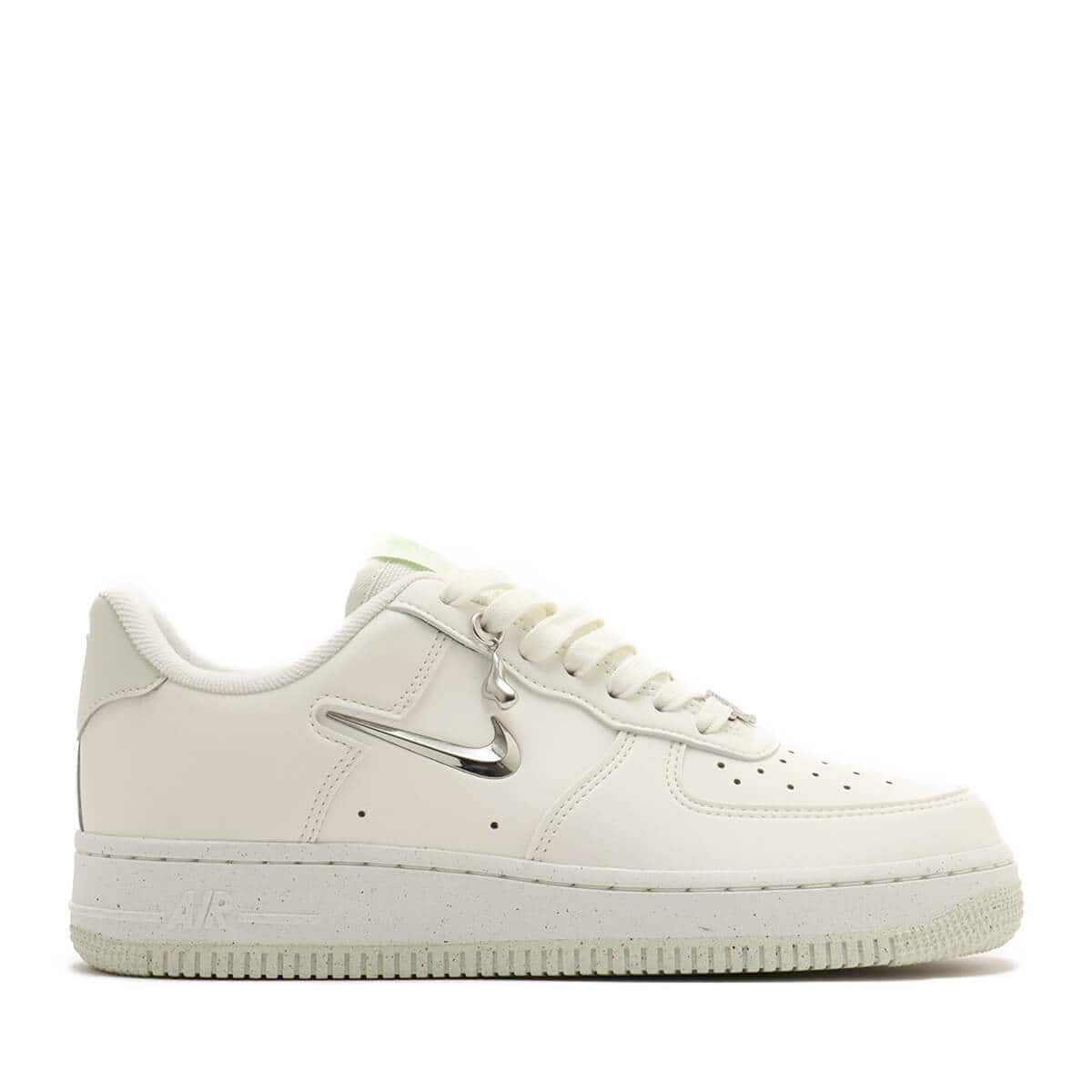 NIKE W AIR FORCE 1 '07 NN SE SAIL/VAPOR GREEN-SEA GLASS-VOLTの画像