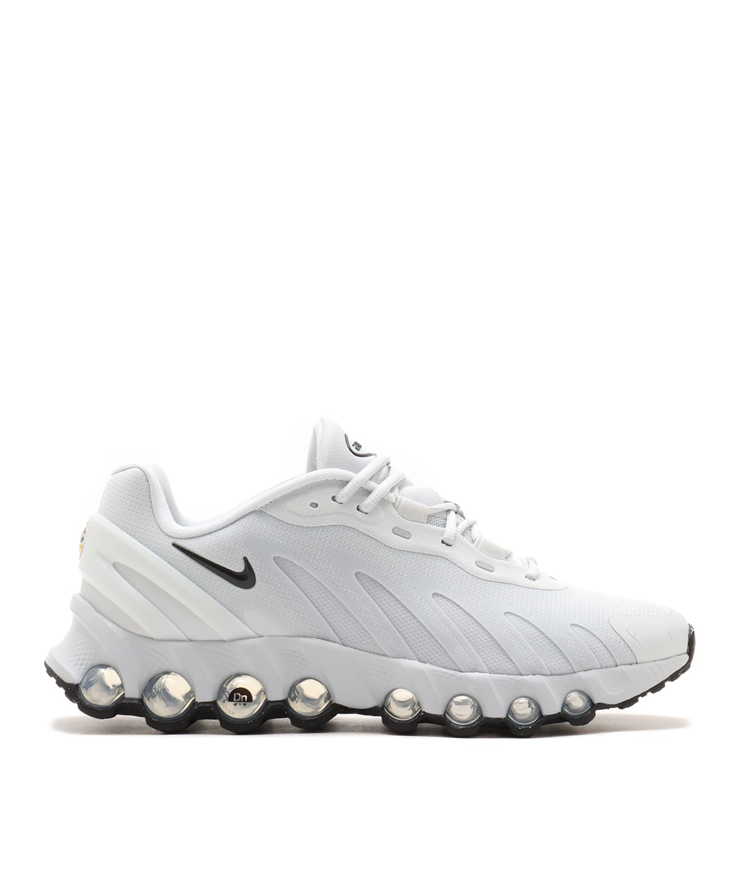 NIKE AIR MAX DN8 PURE PLATINUM/BLACK-PURE PLATINUM-BLACKの画像