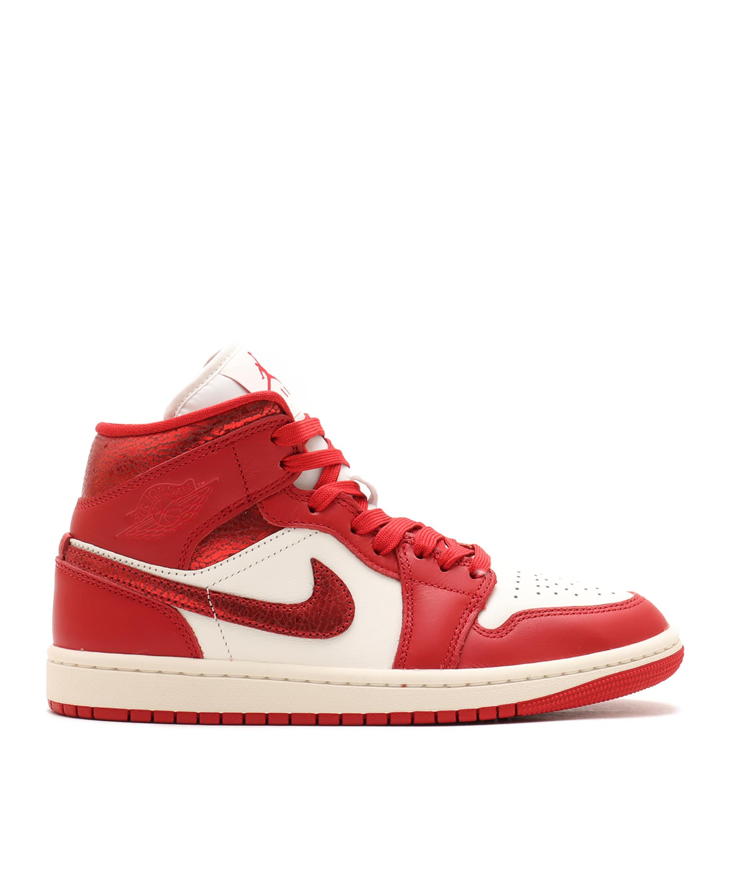 JORDAN BRAND WMNS AIR JORDAN 1 MID SE SAIL/VARSITY RED-TEAM REDの画像