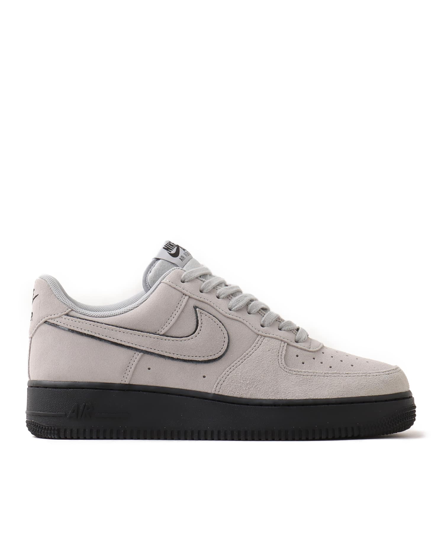 NIKE AIR FORCE 1 '07 LV8 LT SMOKE GREY/LT SMOKE GREY-BLACKの画像