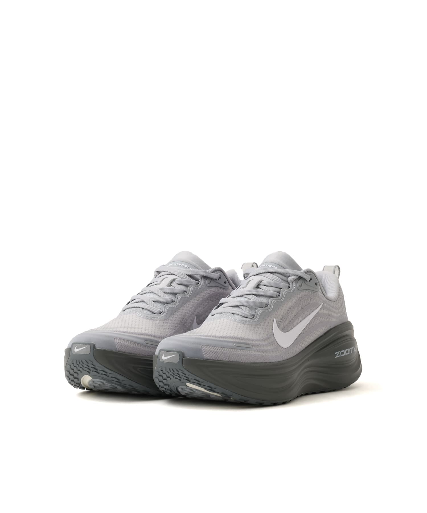 NIKE VOMERO PLUS WOLF GREY/WHITE-COOL GREYの画像